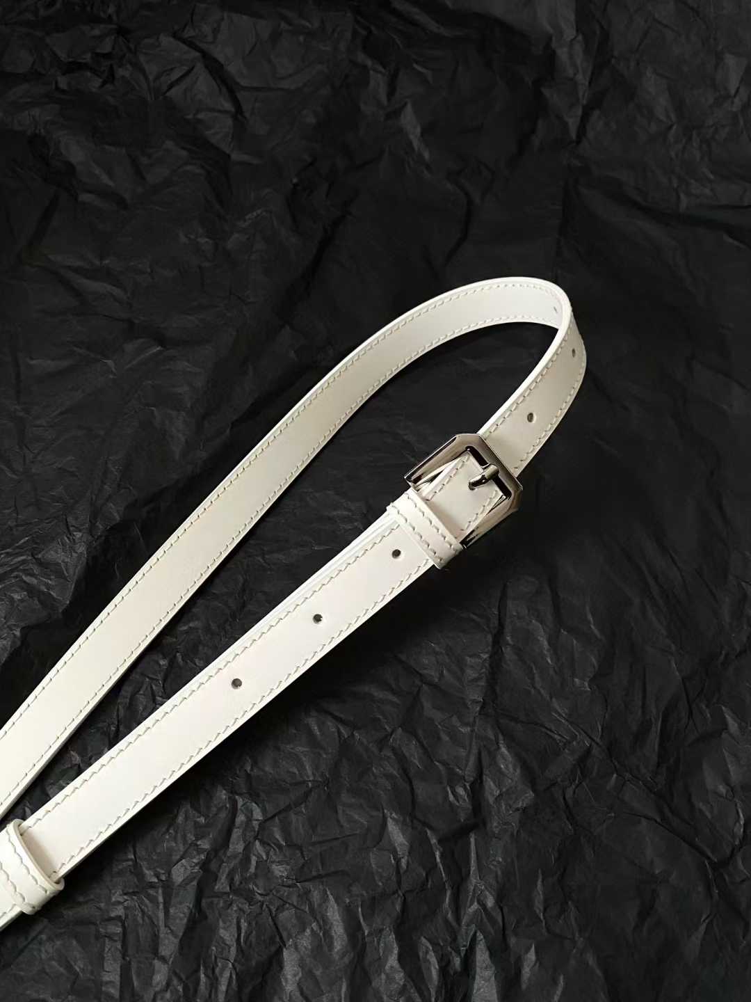 Goyard Cuir MM Strap view 2