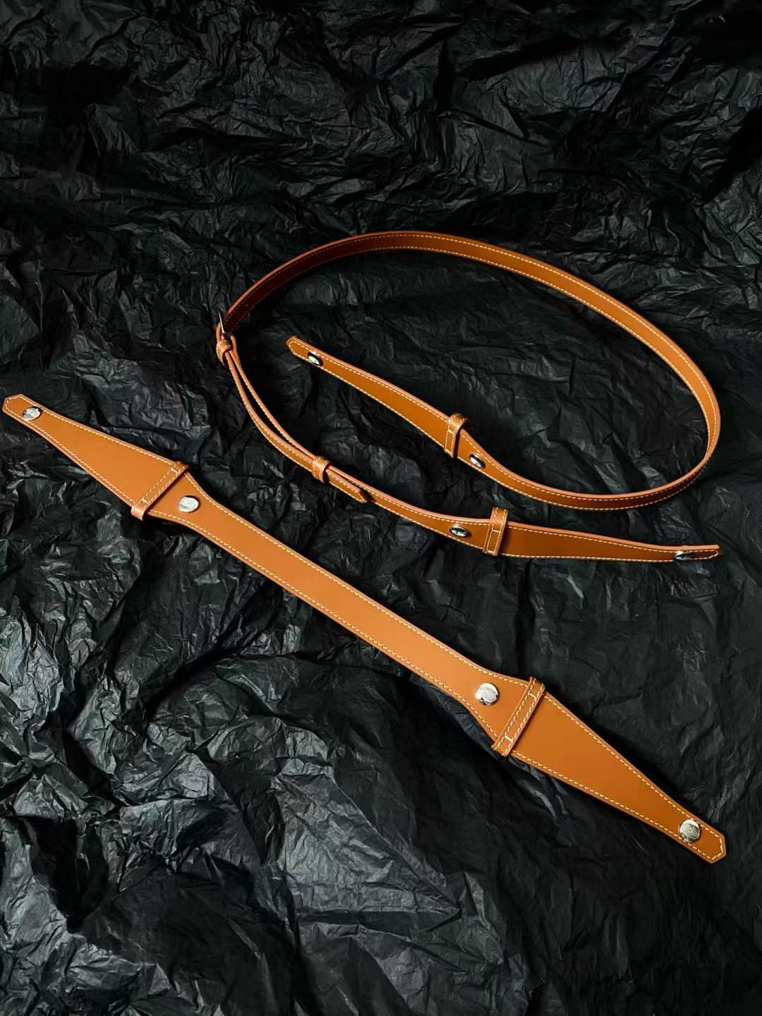 Goyard Cuir MM Strap view 24