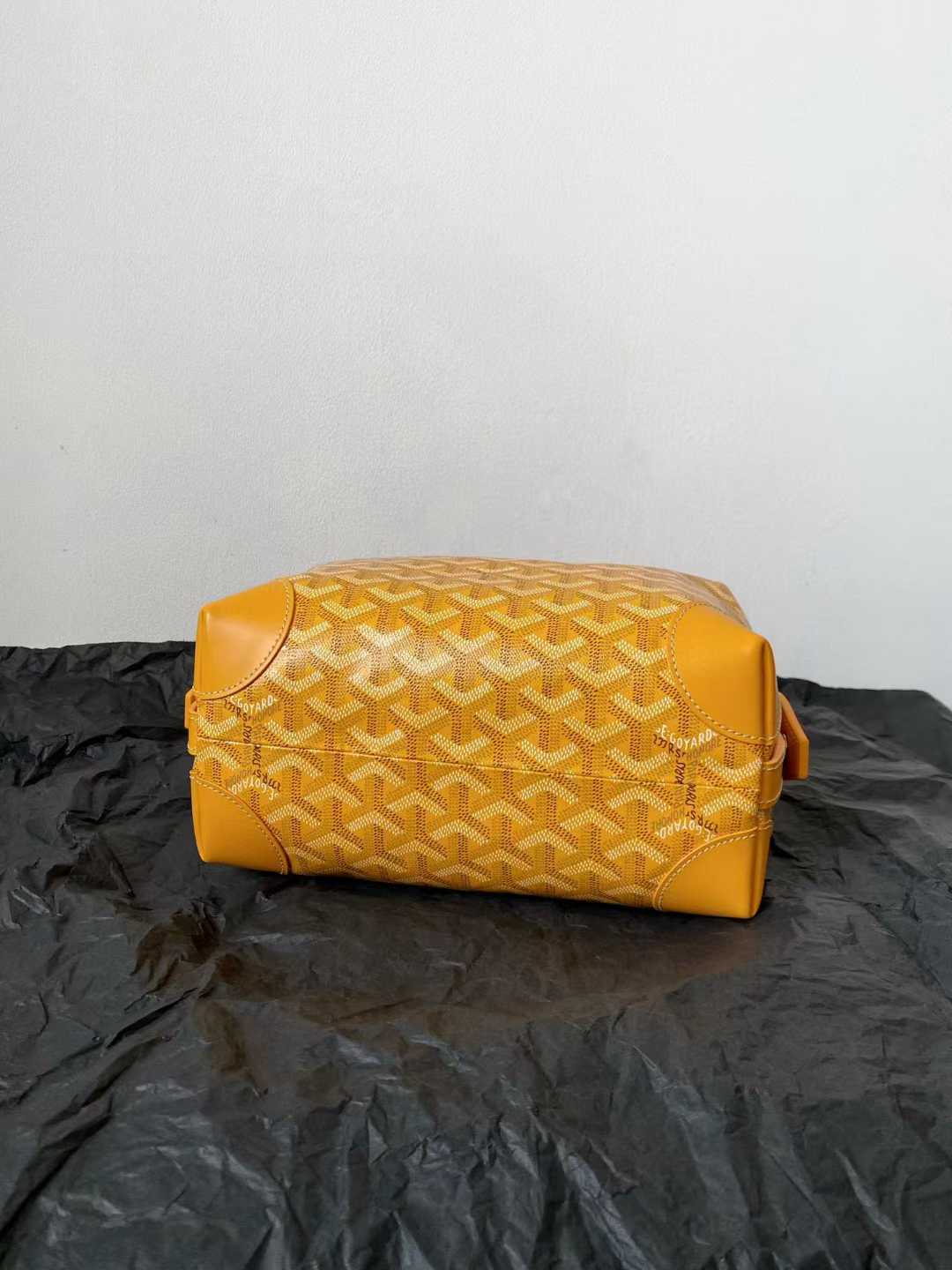 Goyard Bowling 25 Toiletry Bag view 27