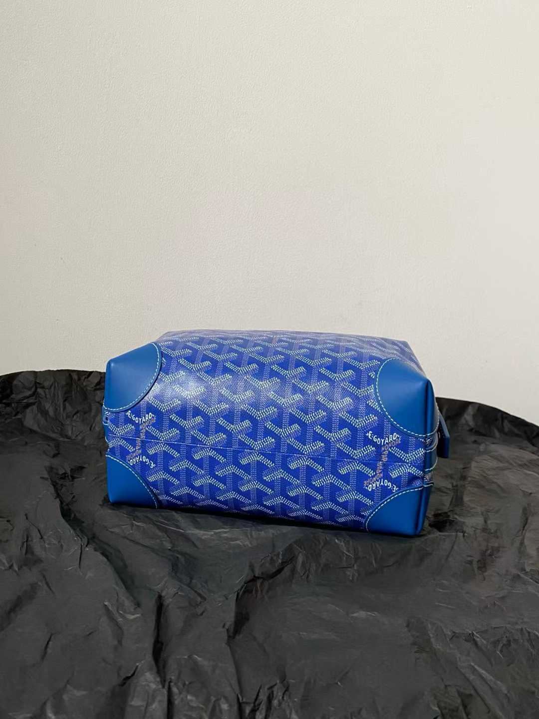 Goyard Bowling 25 Toiletry Bag view 30