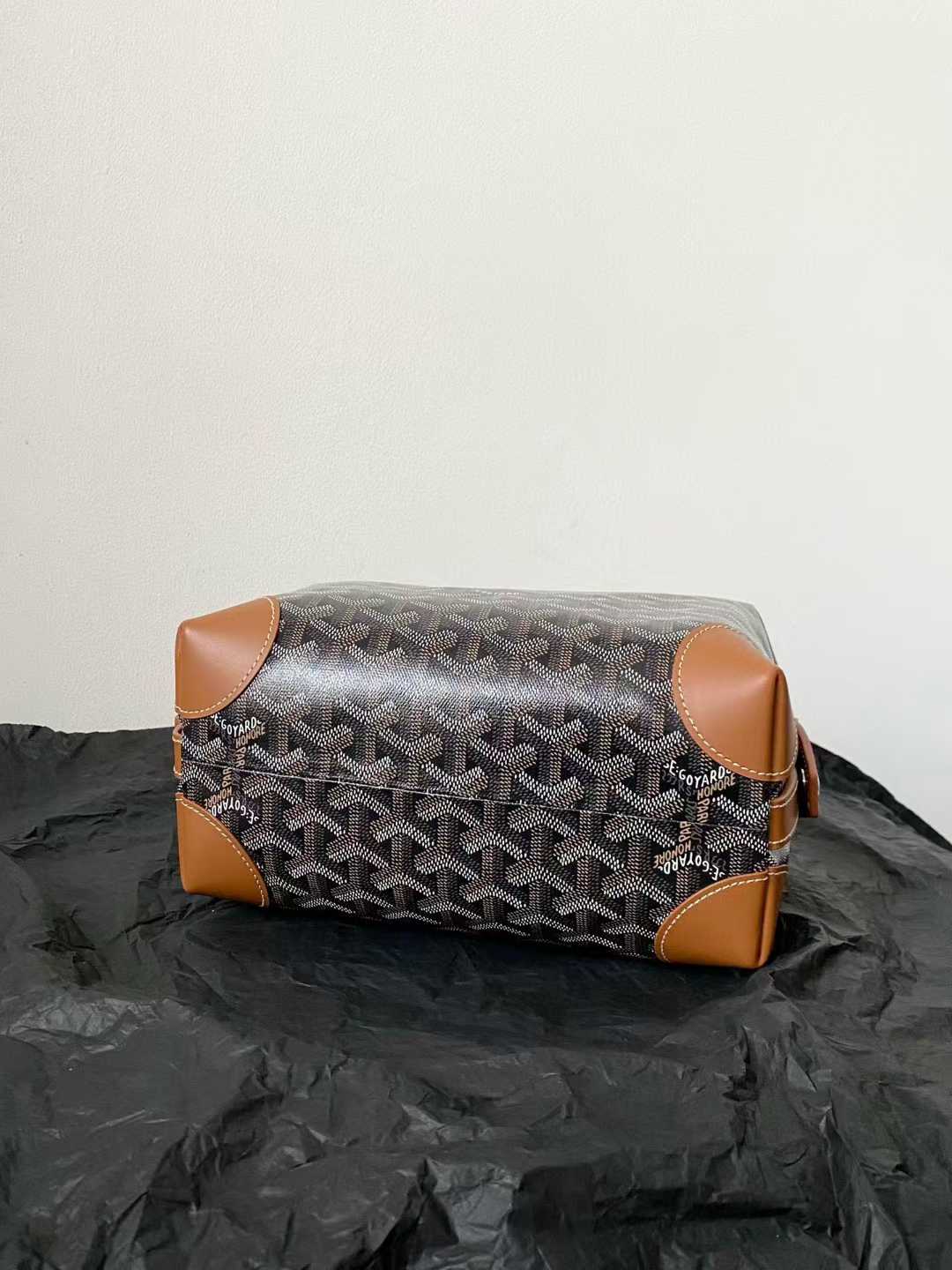 Goyard Bowling 25 Toiletry Bag view 7