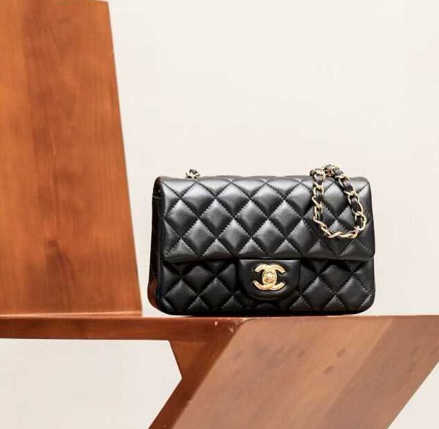 Chanel Flap bags view 1