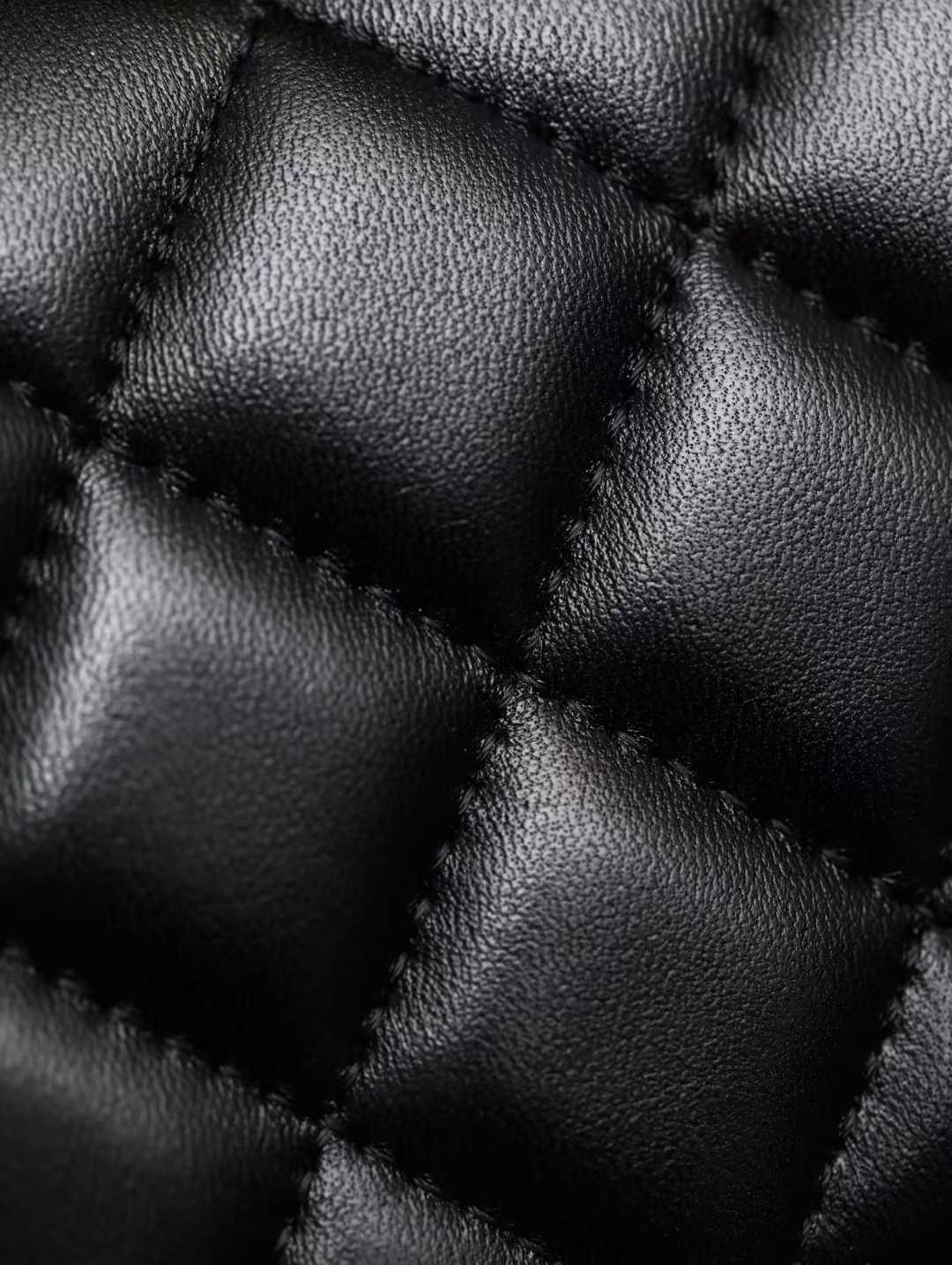 Chanel Flap bags view 13