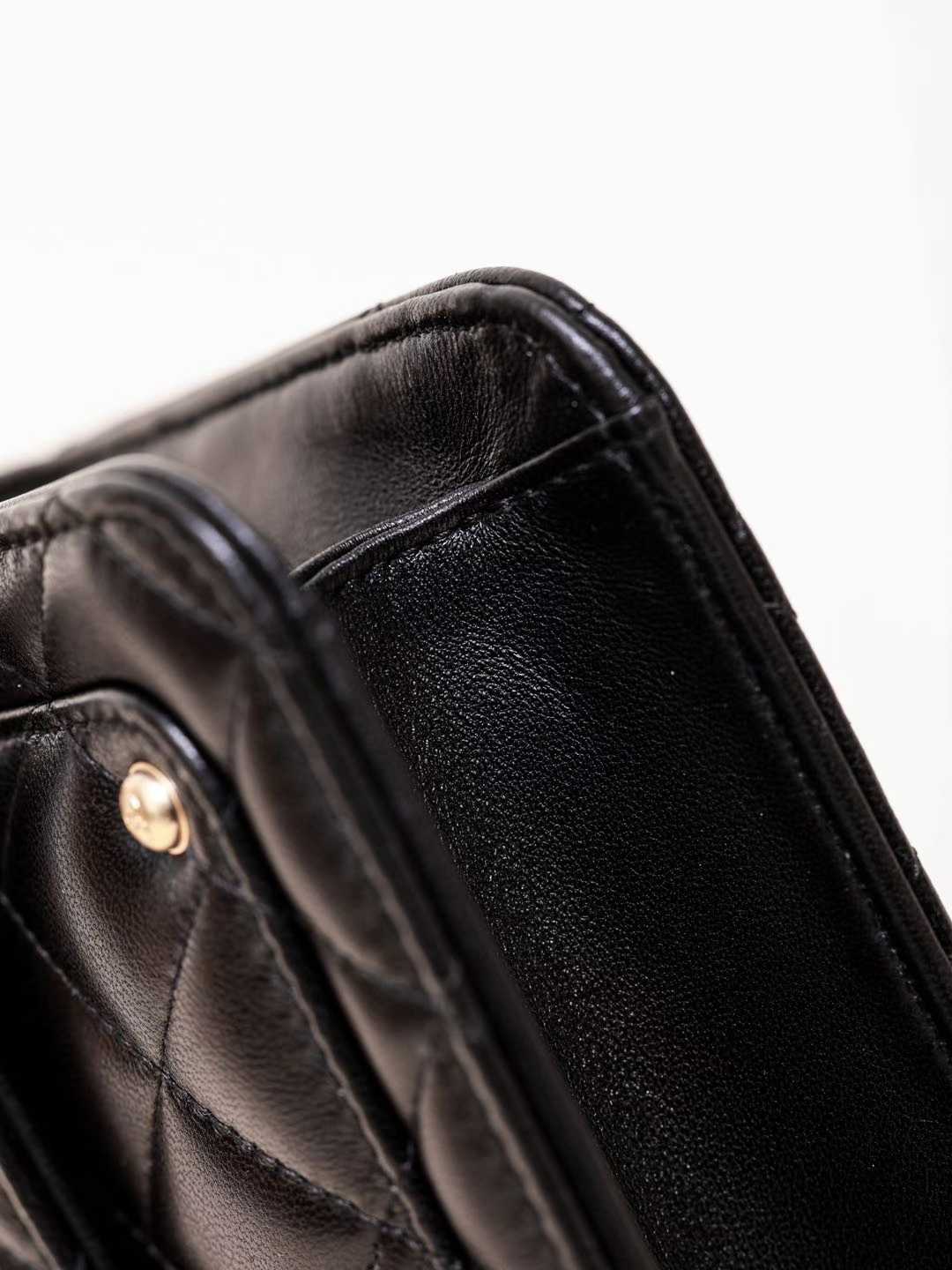 Chanel 25B MINI Postman’s bag view 7
