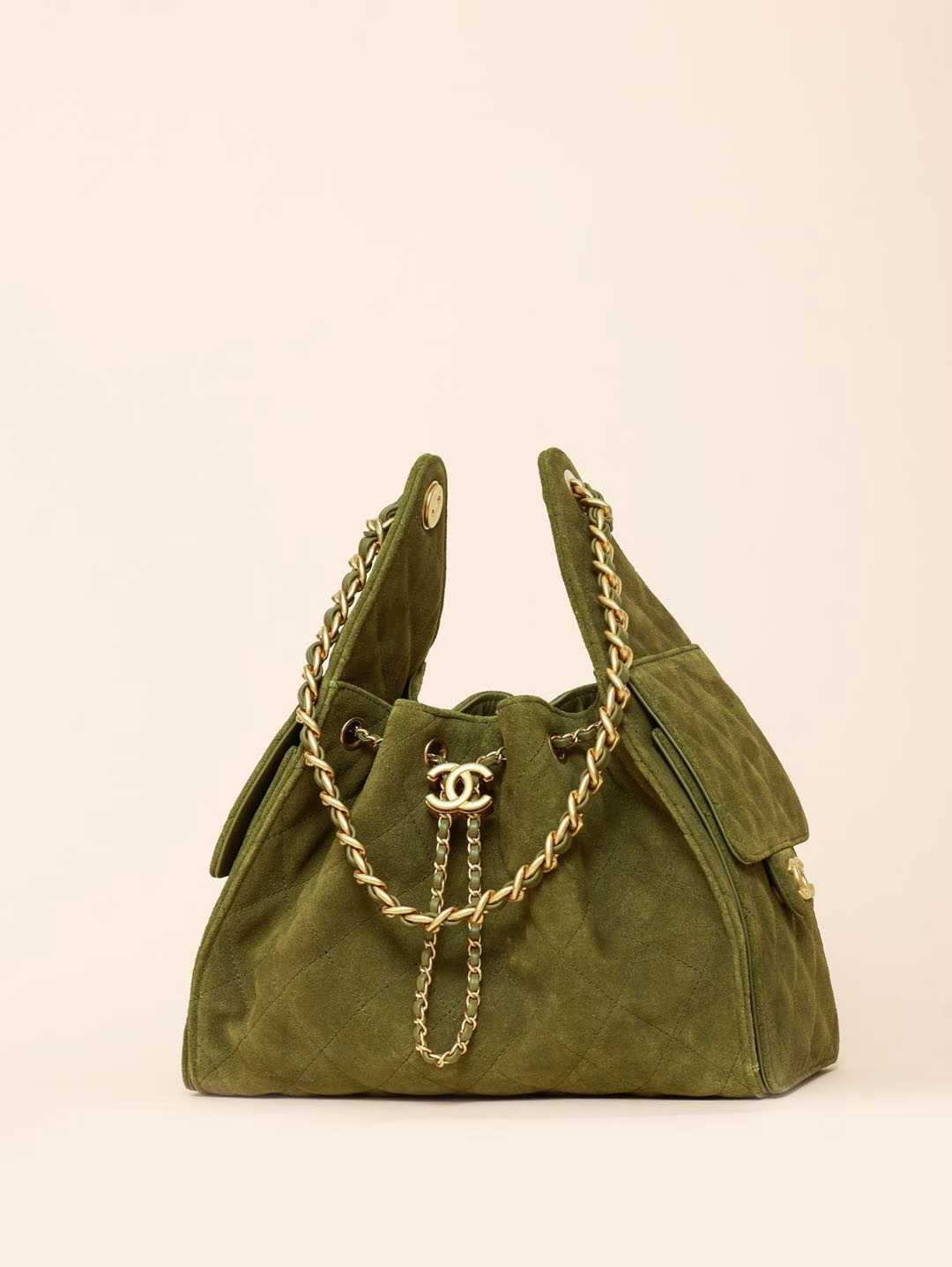 Chanel 25 Handbag view 1