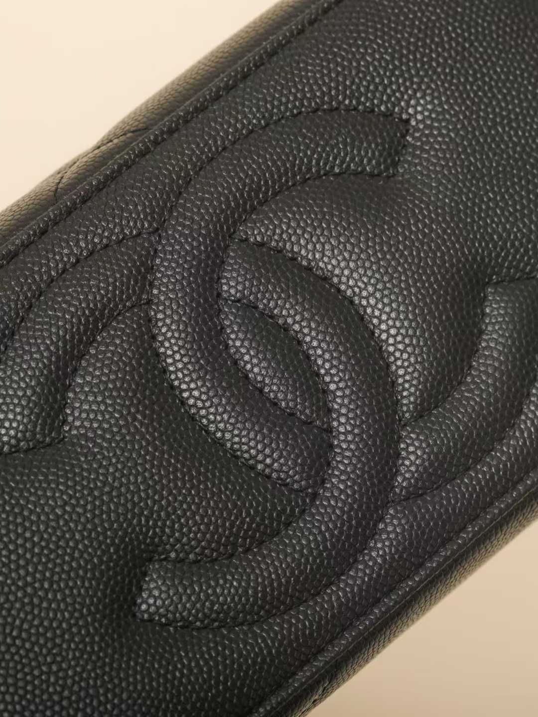 Chanel Chain makeup bag view 6