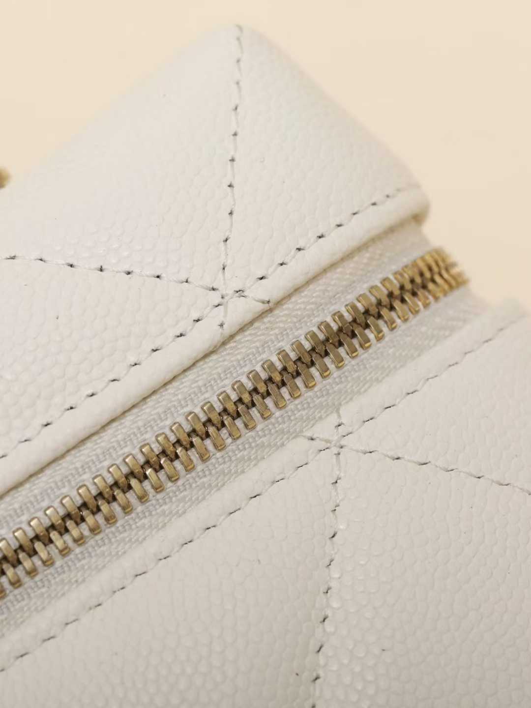 Chanel Chain makeup bag view 5