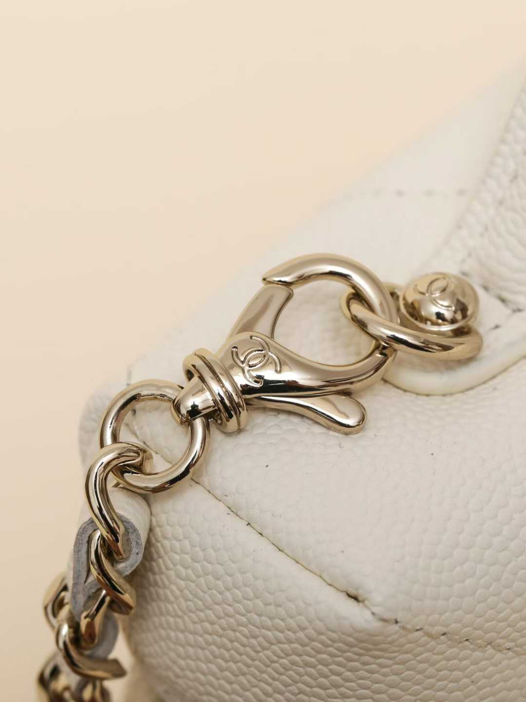 Chanel Chain makeup bag view 9