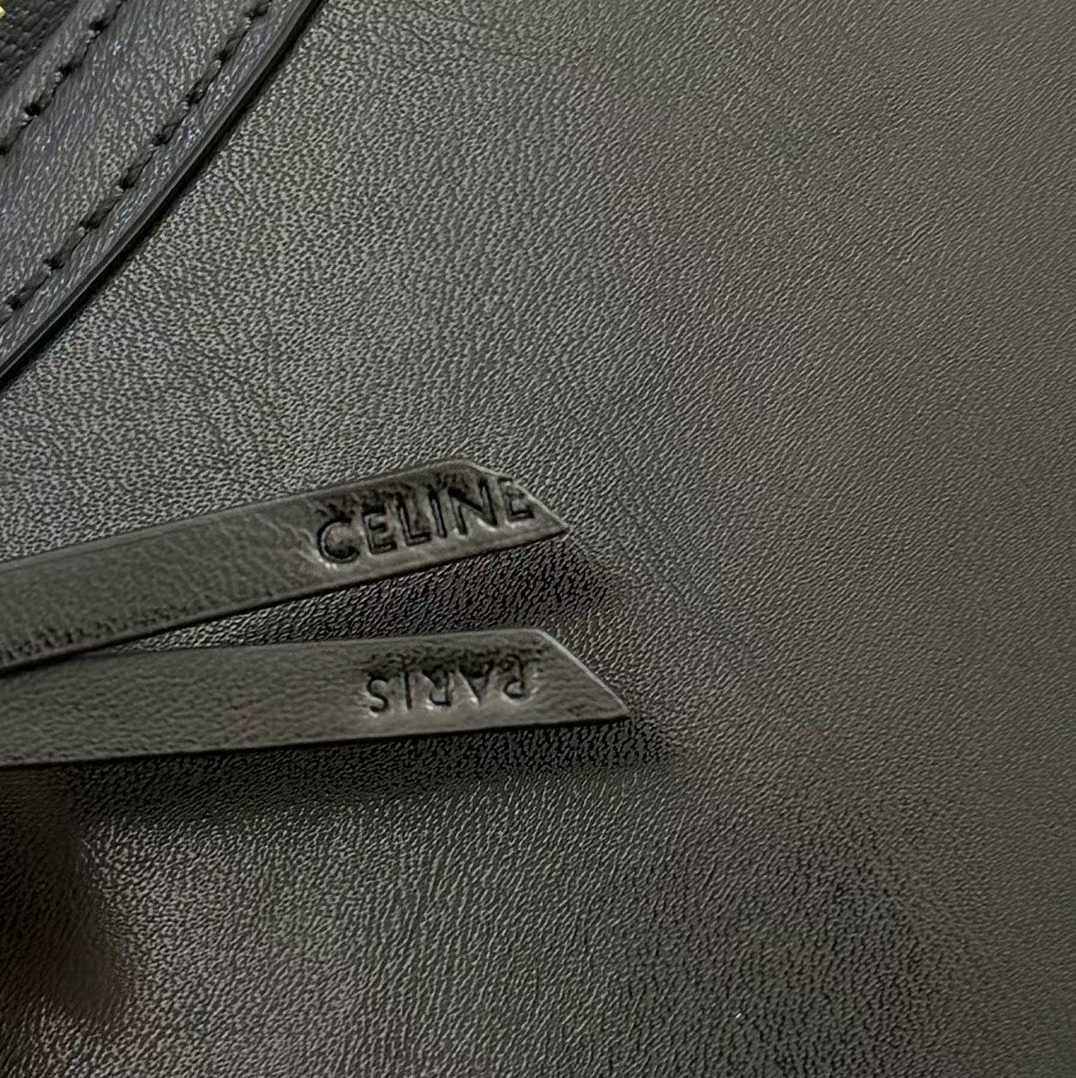 Celine Flat Cabas New Luggage In Glossy Calfskin view 6