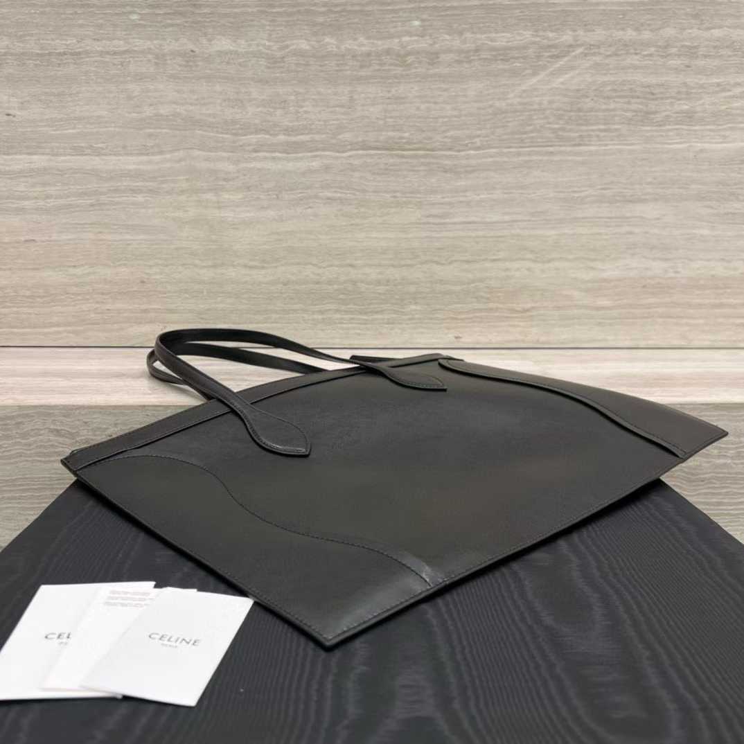 Celine Flat Cabas New Luggage In Glossy Calfskin view 8