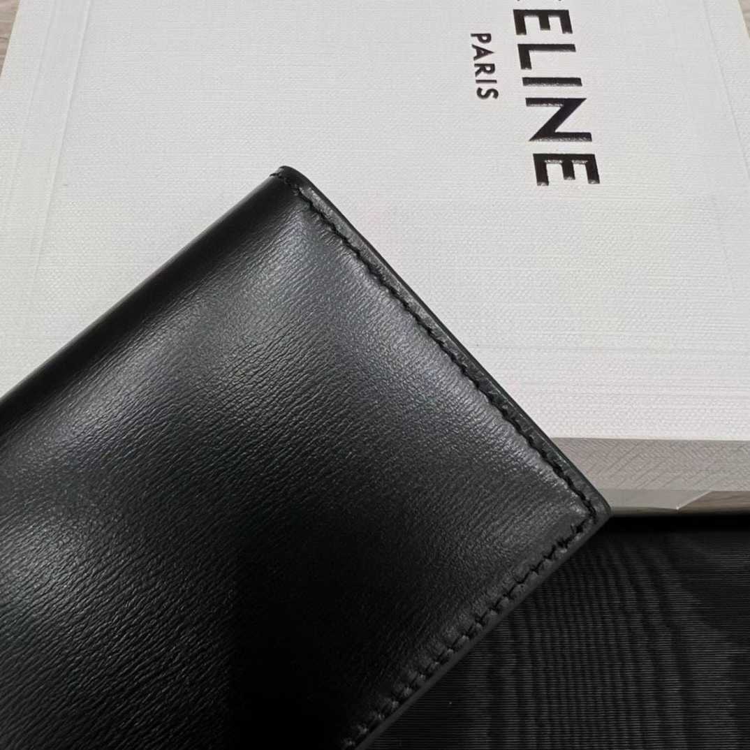 Celine BI-FOLD CARD HOLDER IN Shiny calfskin view 5