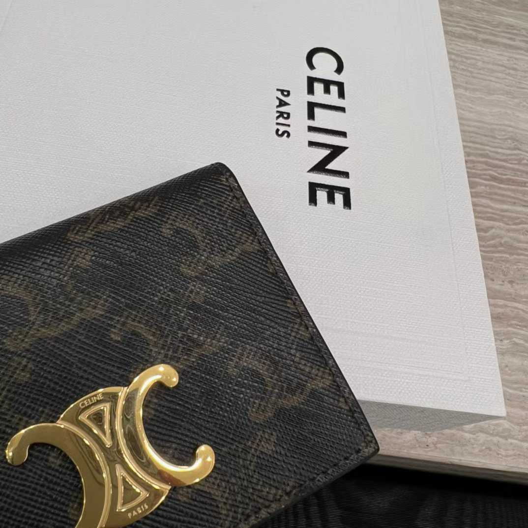 Celine BI-FOLD CARD HOLDER IN Shiny calfskin view 6