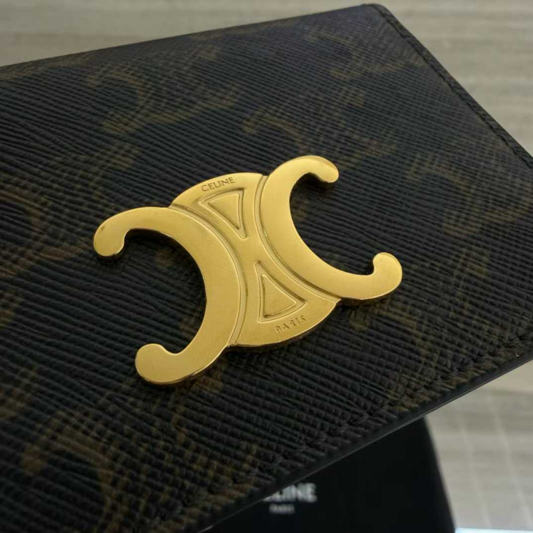 Celine BI-FOLD CARD HOLDER IN Shiny calfskin view 7