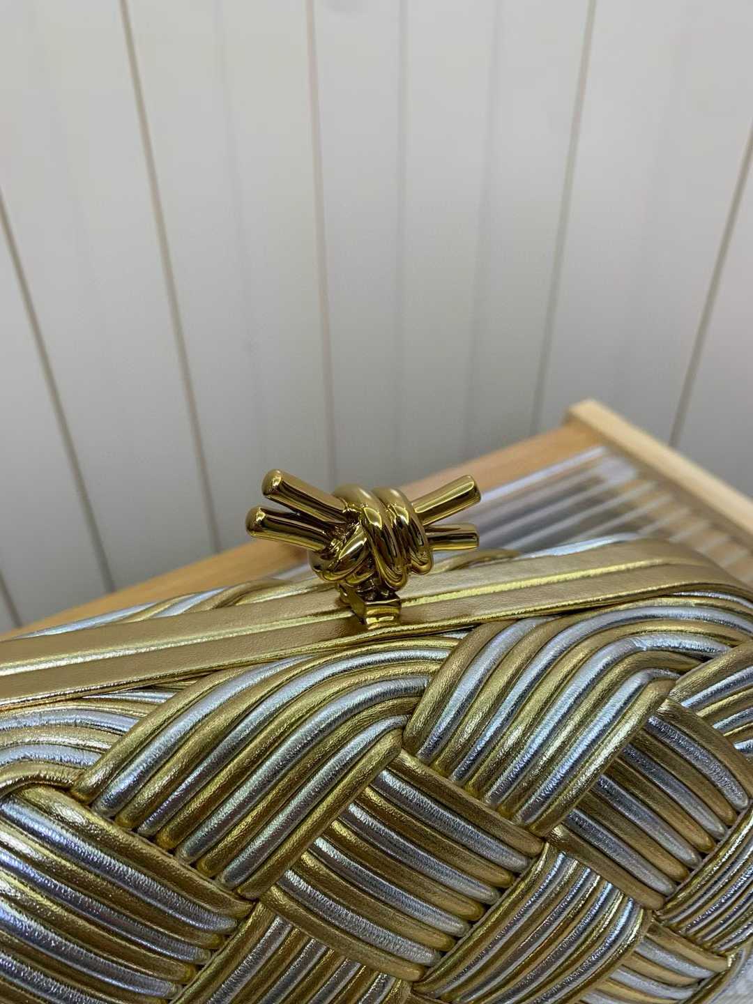 Bottega Veneta Knot view 4