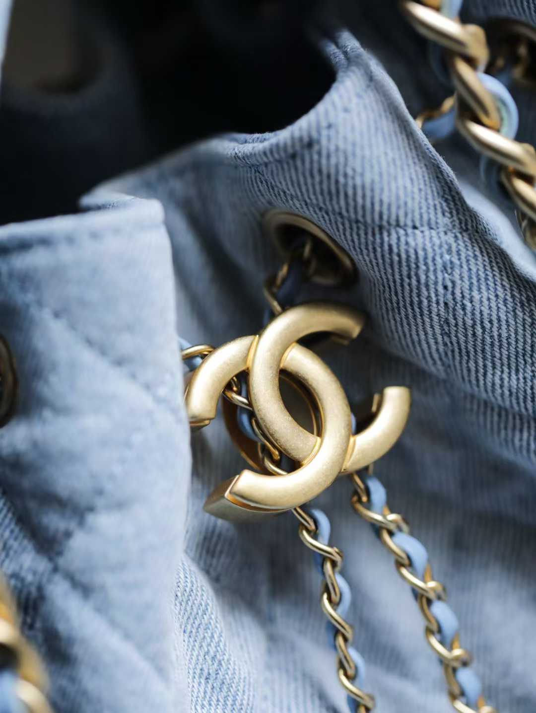 Chanel 25 Handbag (003) view 8
