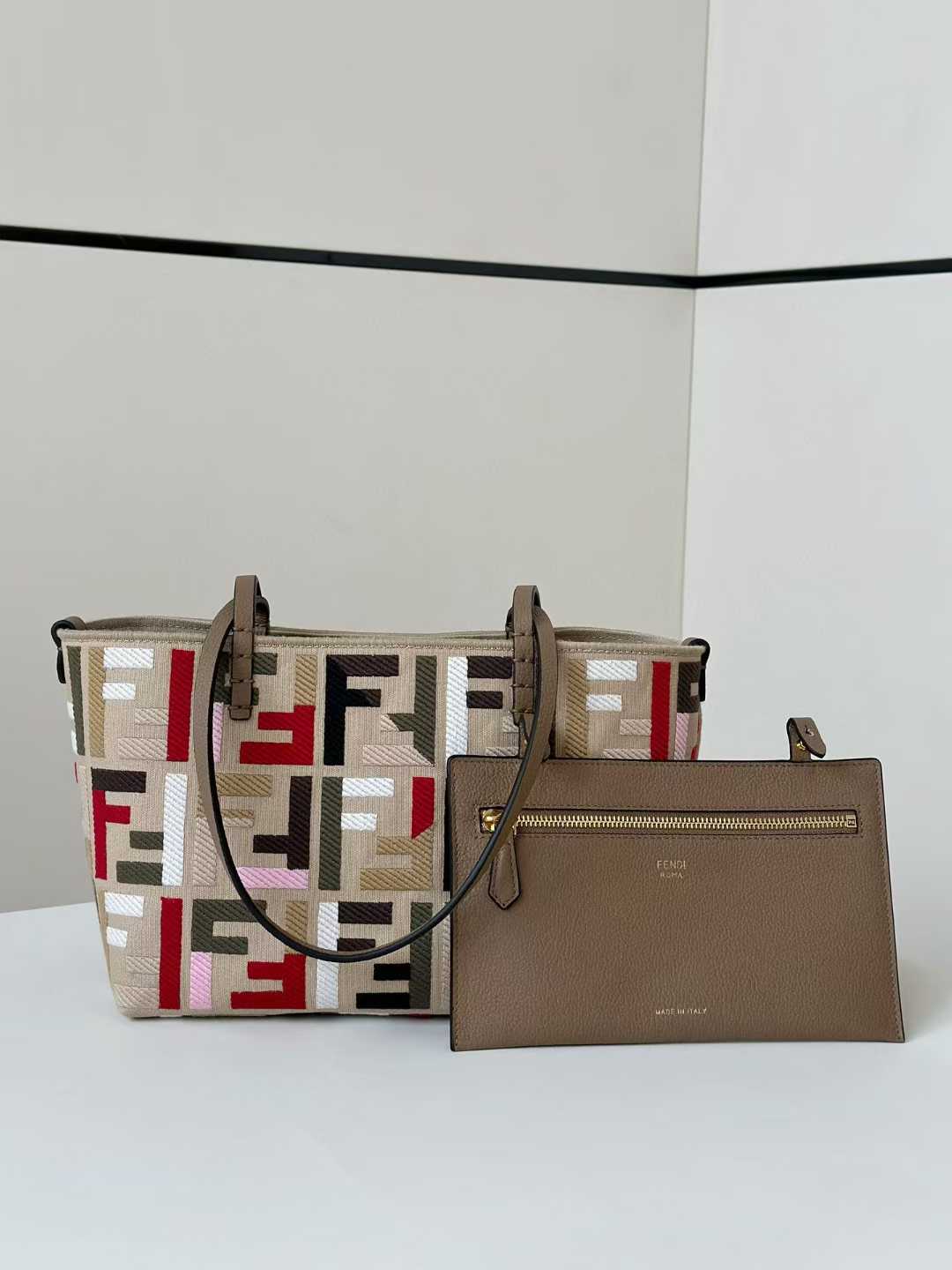 Fendi Roll SMALL view 1