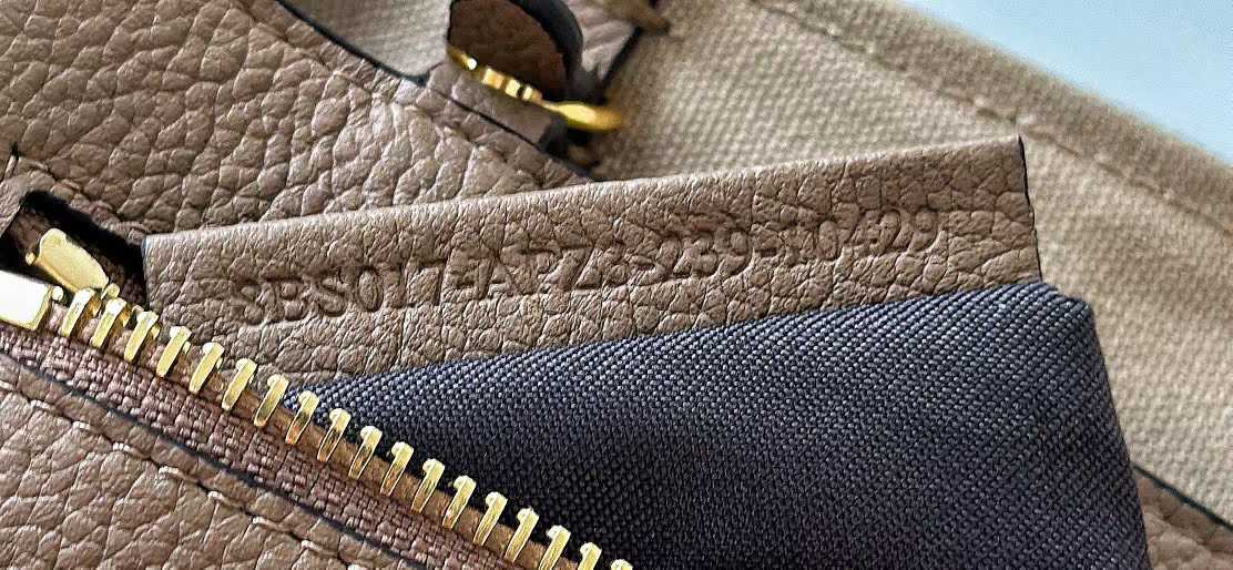 Fendi Roll SMALL view 7