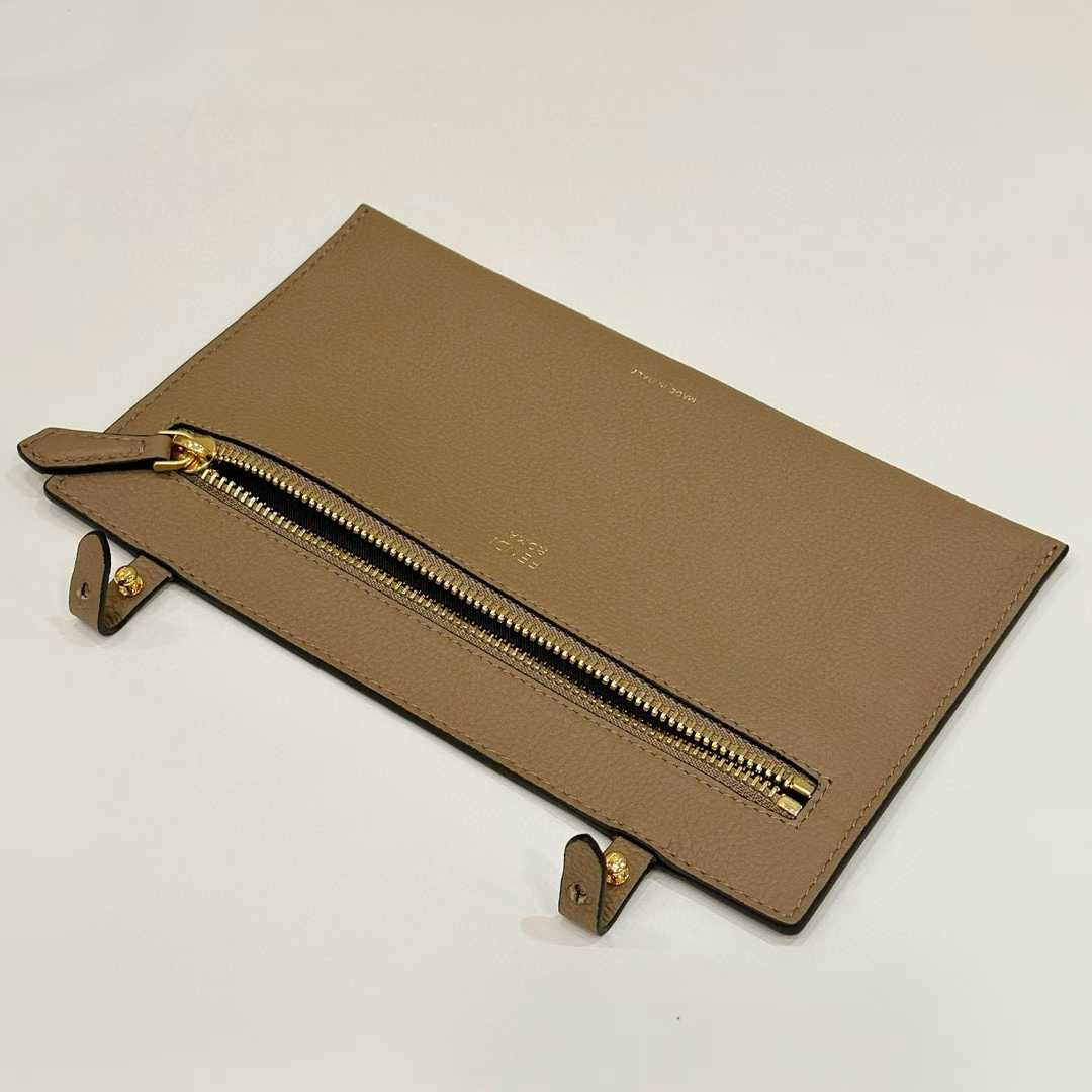 Fendi Roll Large view 8