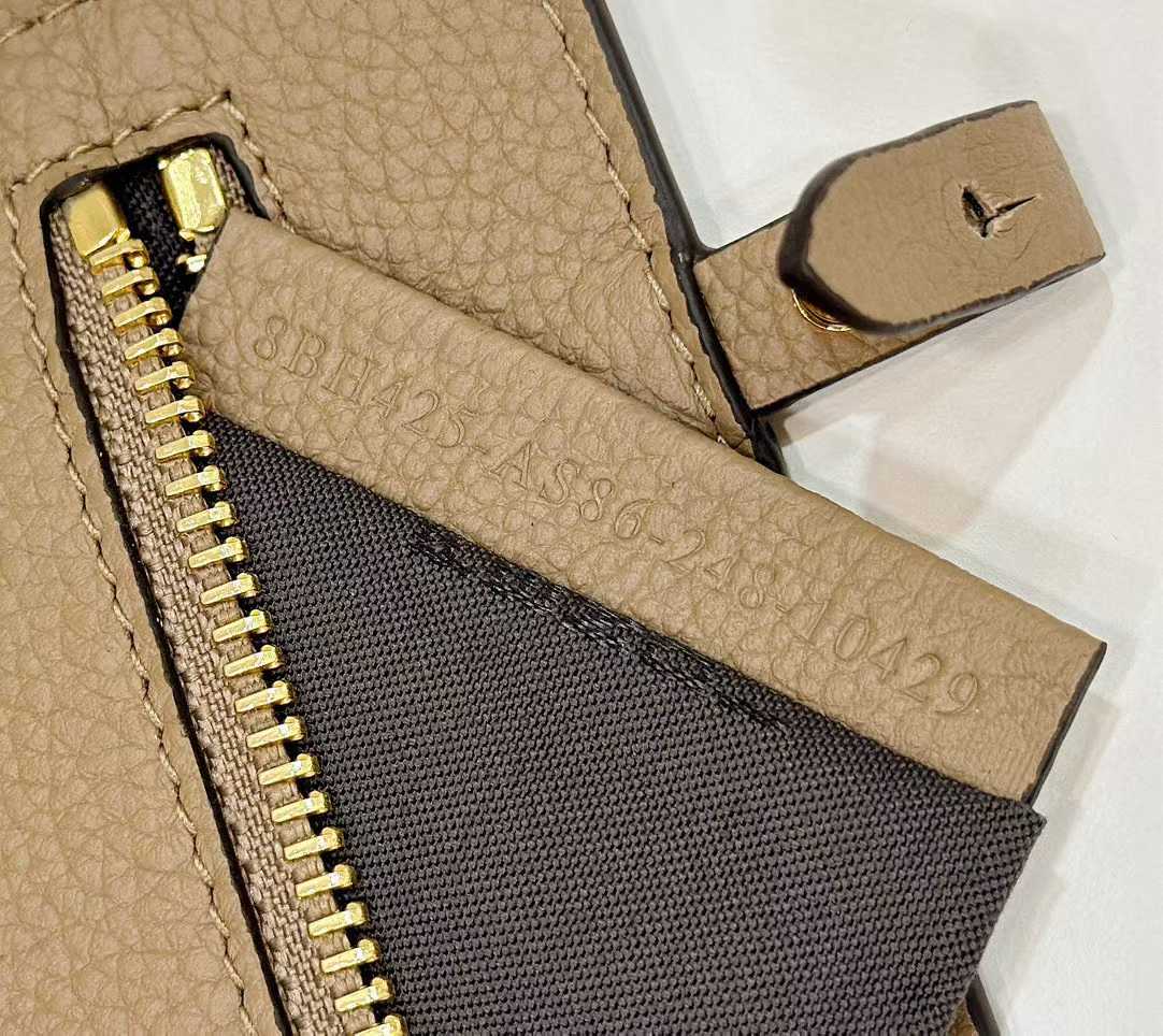 Fendi Roll SMALL view 6