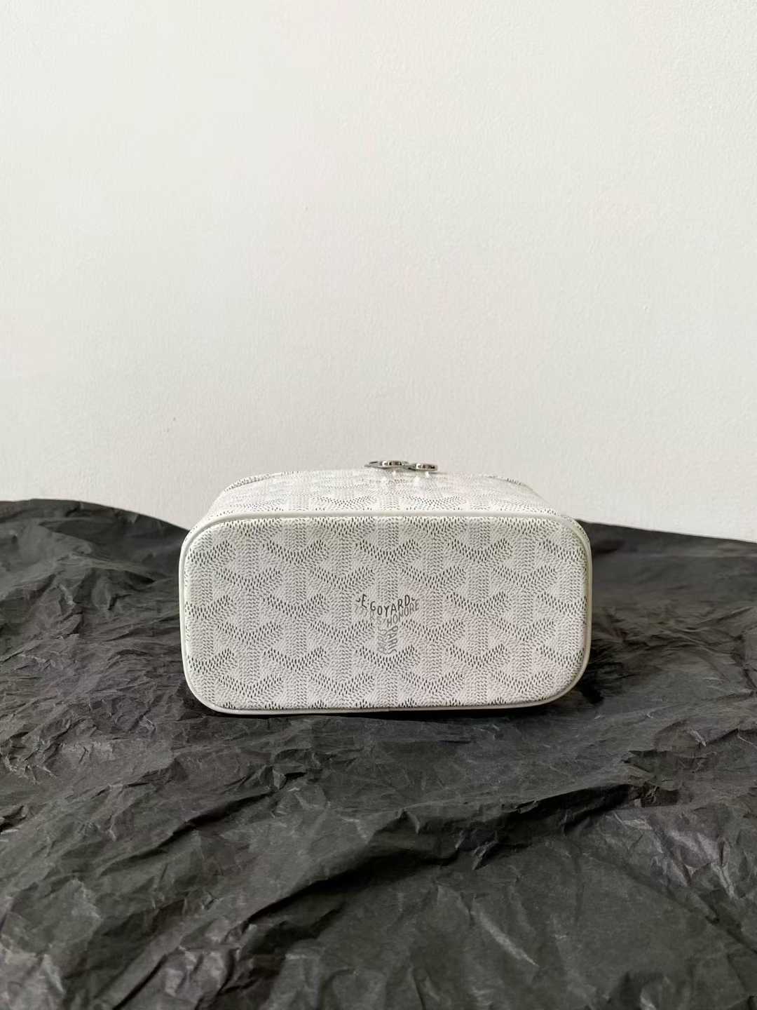 Goyard Muse Mini Vanity view 4