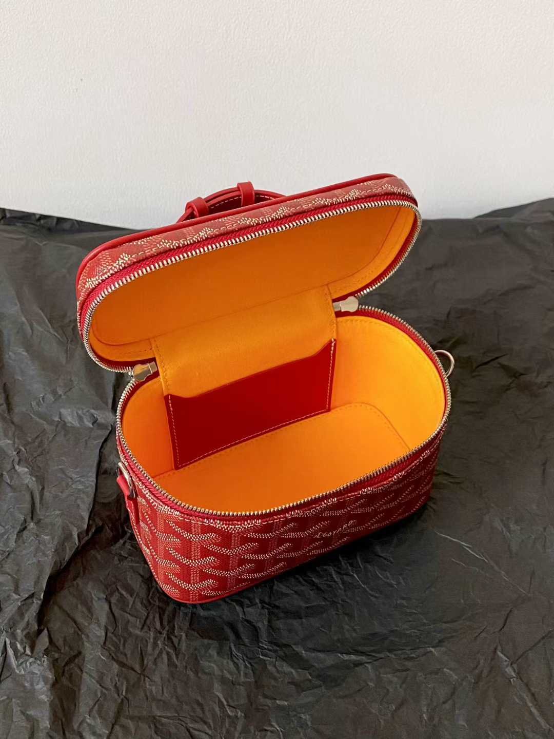 Goyard Muse Mini Vanity view 9