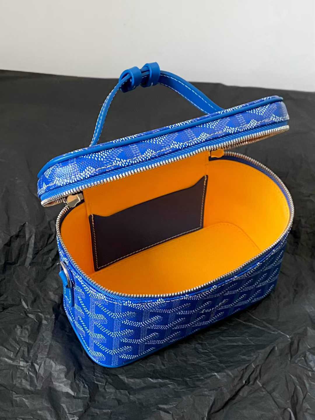 Goyard Muse Mini Vanity view 9