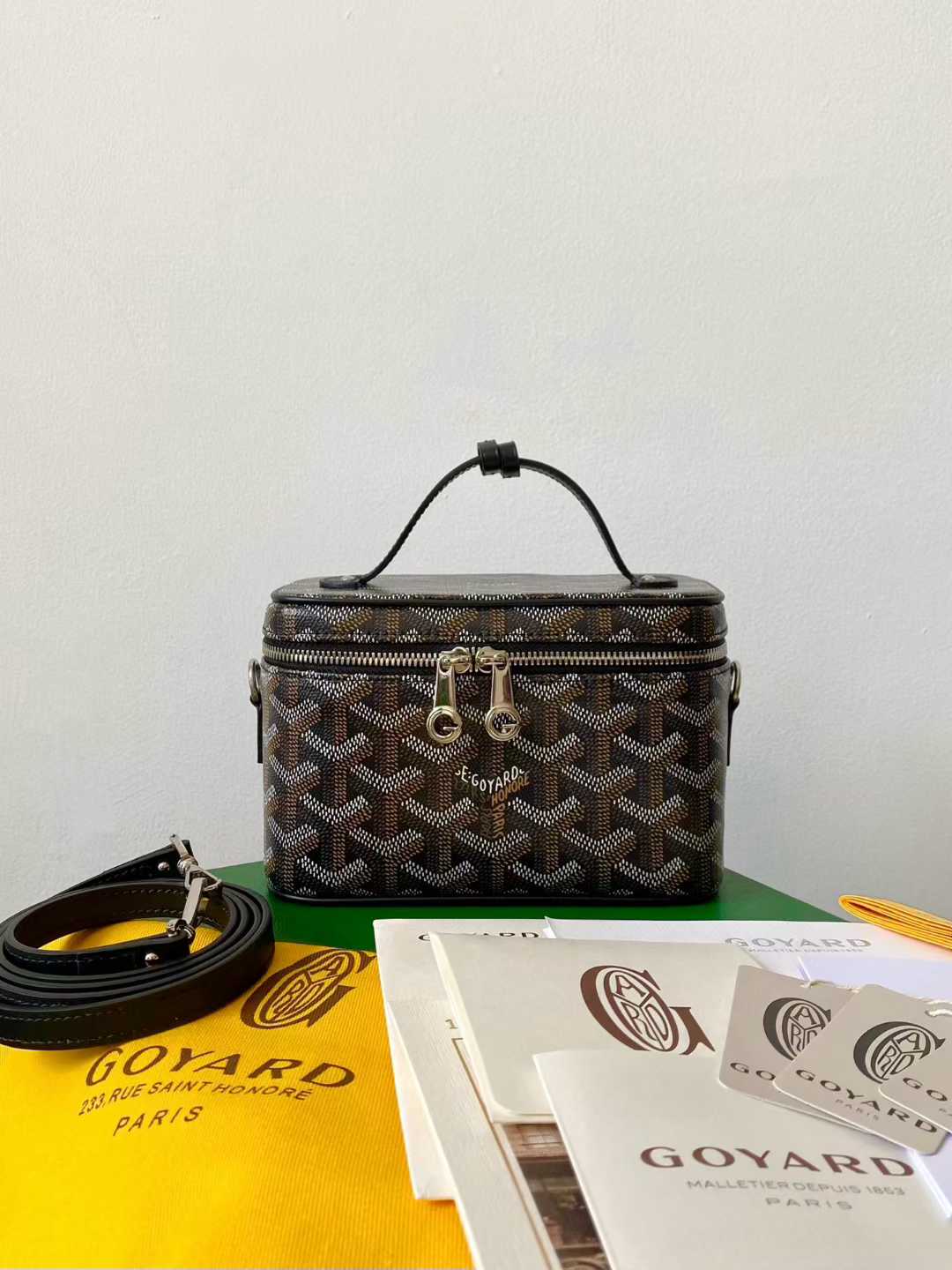 Goyard Muse Mini Vanity view 1