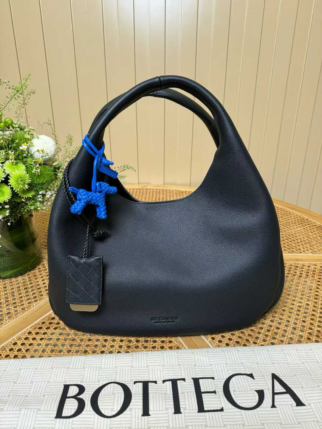Bottega Veneta Large Campana view 1