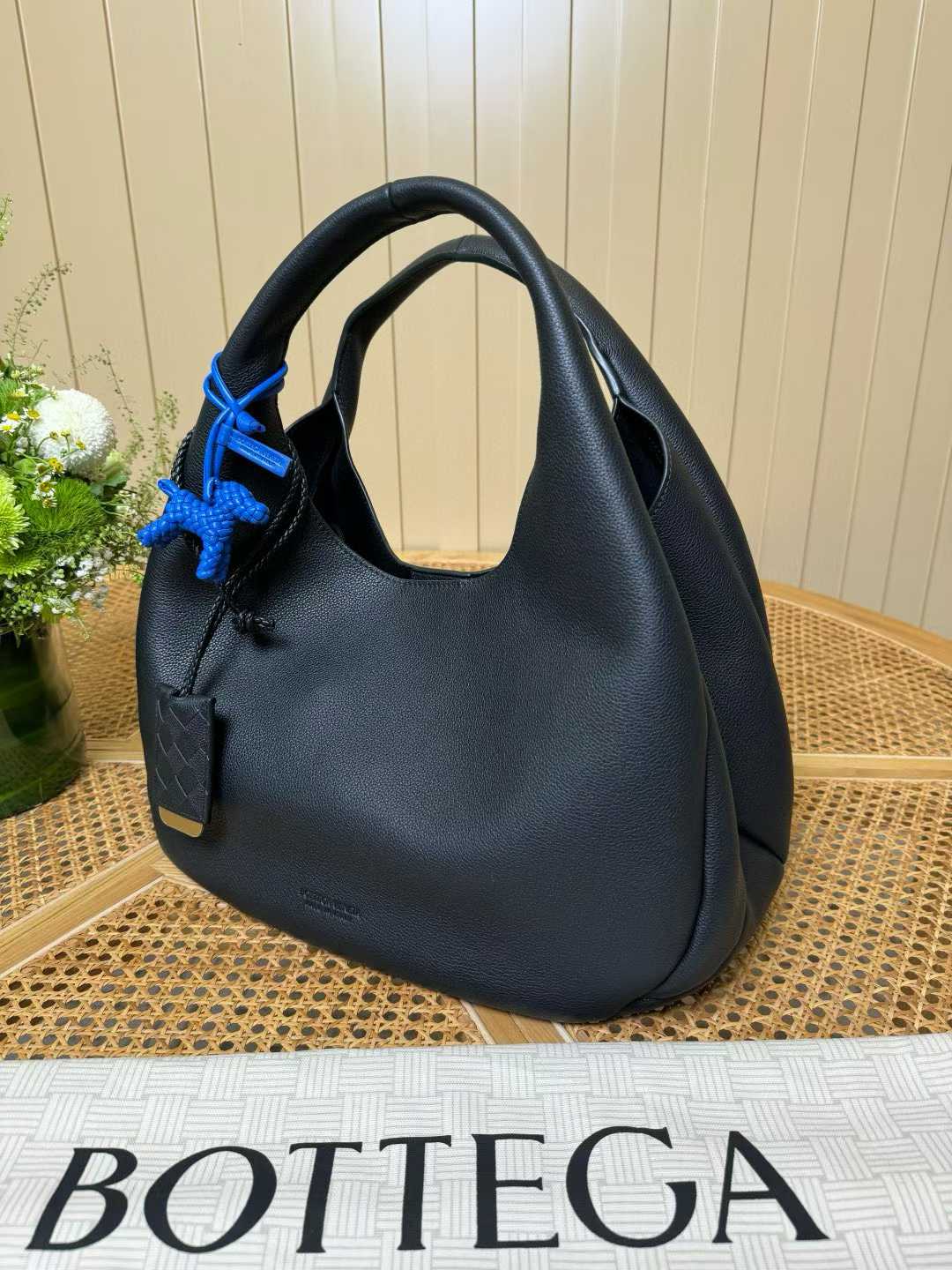 Bottega Veneta Large Campana view 2