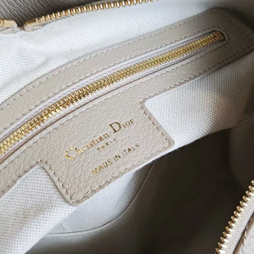 Dior Voyage Bag view 7