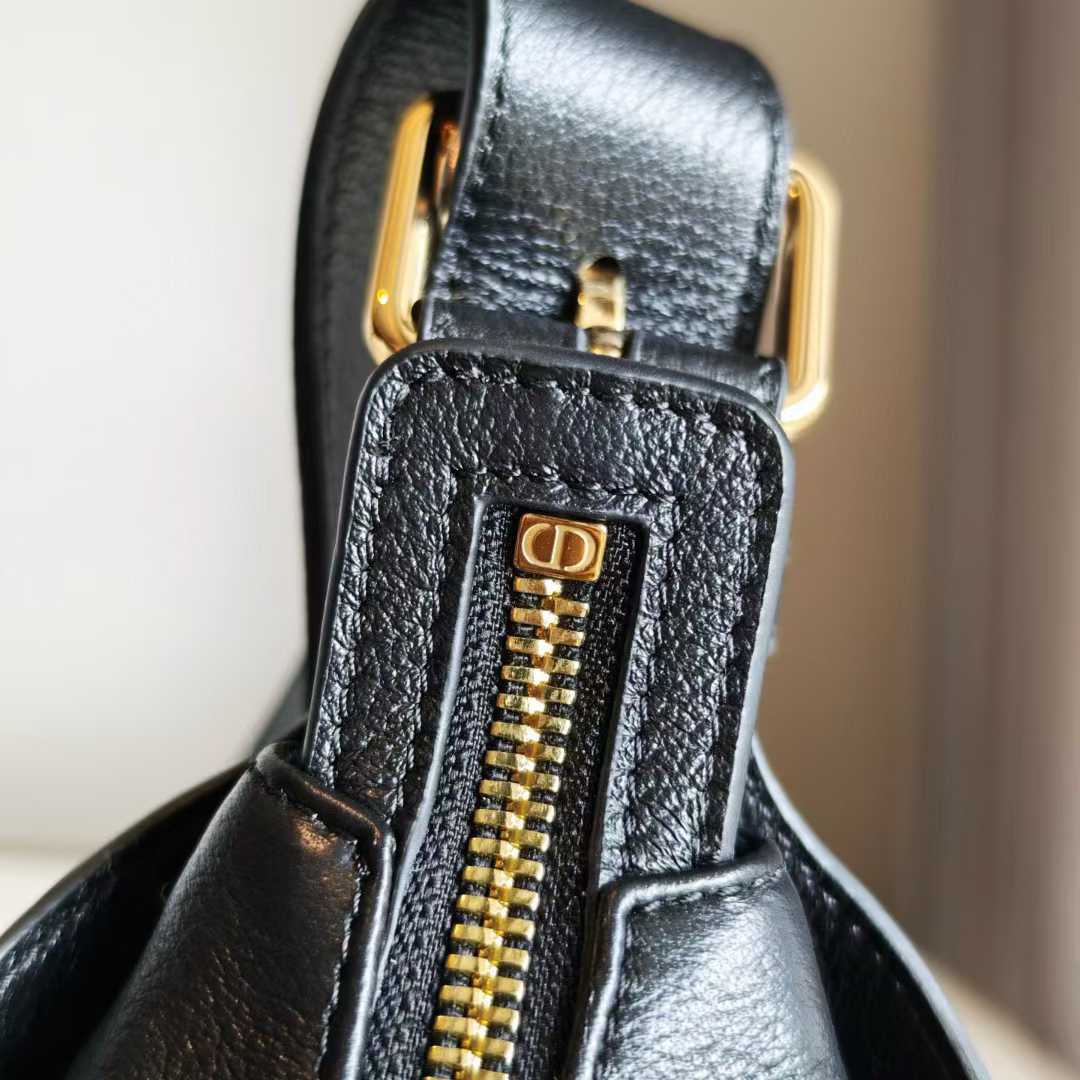 Dior Voyage Bag view 6