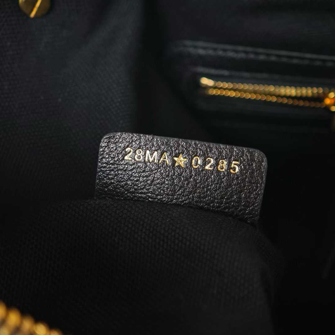 Dior Voyage Bag view 7