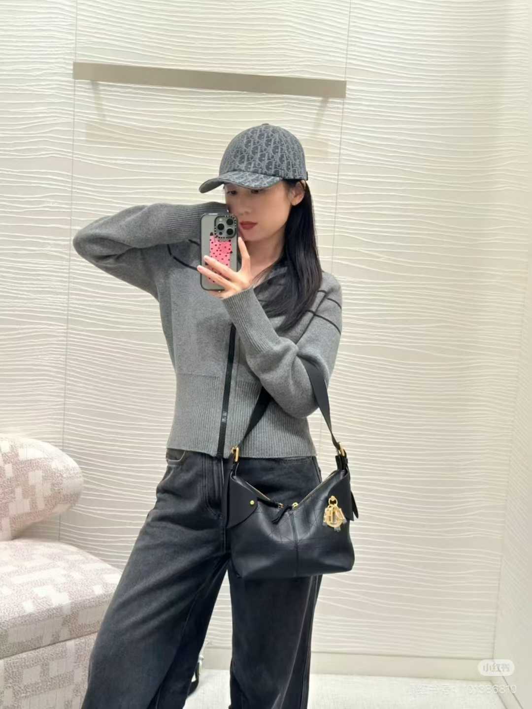 Dior Voyage Bag view 9