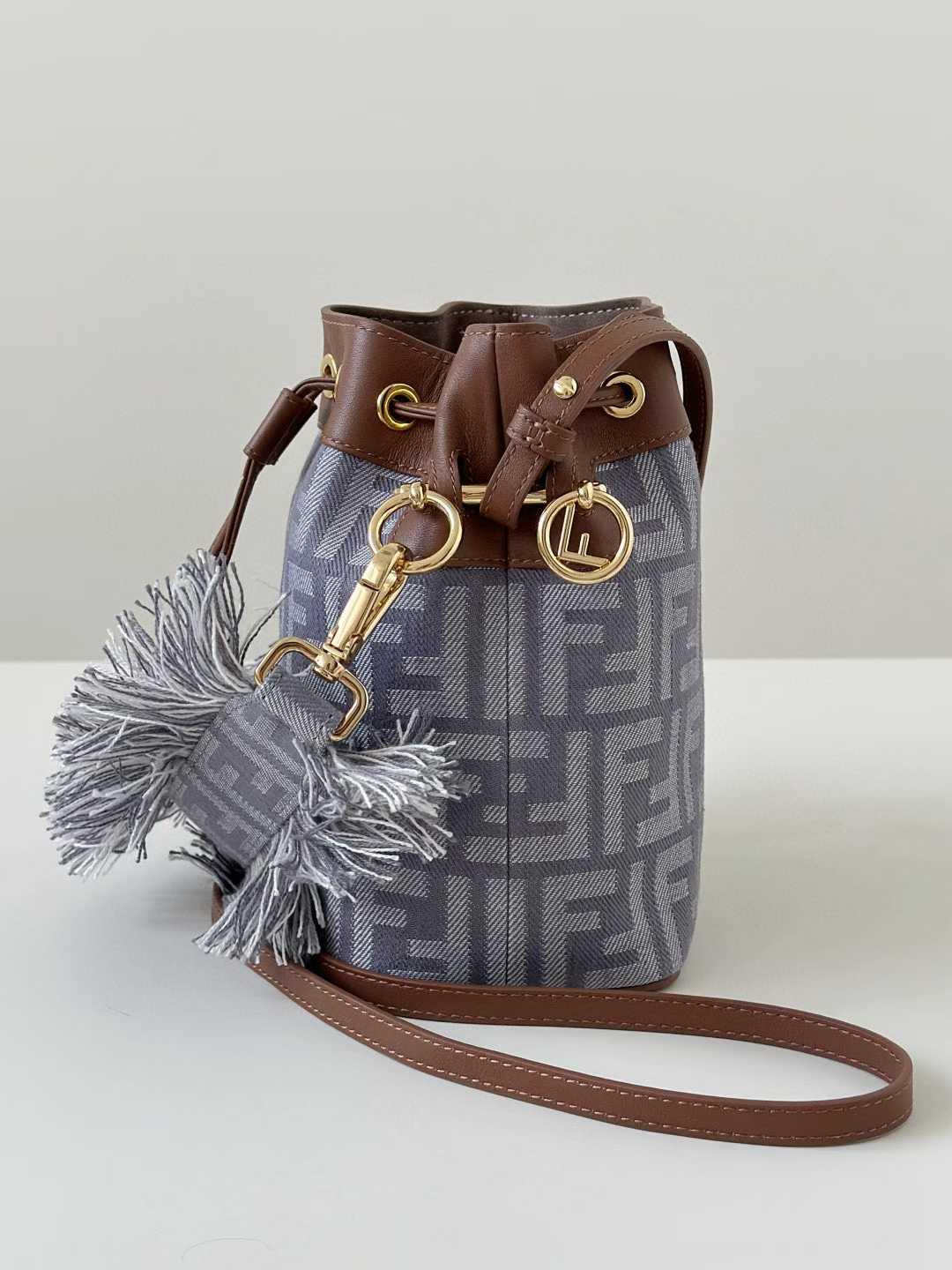 Fendi Mon Tresor view 2