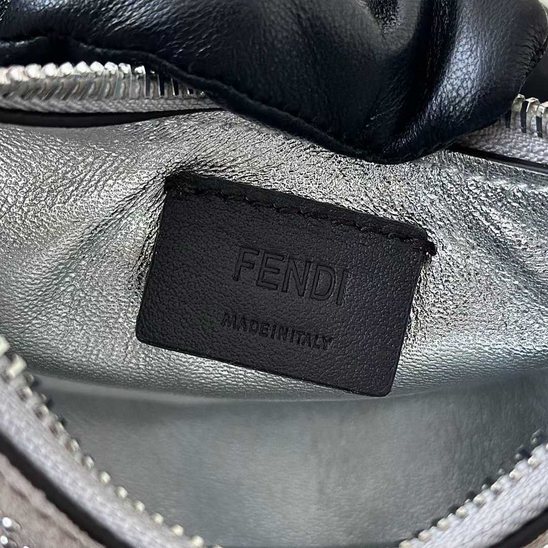 Fendi graphy NANO (The chain is equipped separately ) view 5