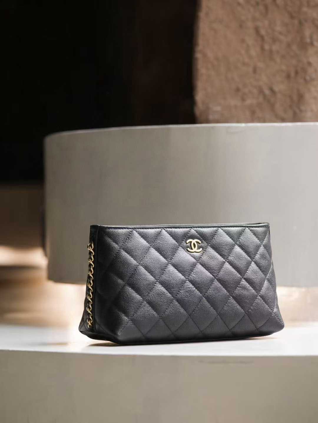Chanel Washpack view 2