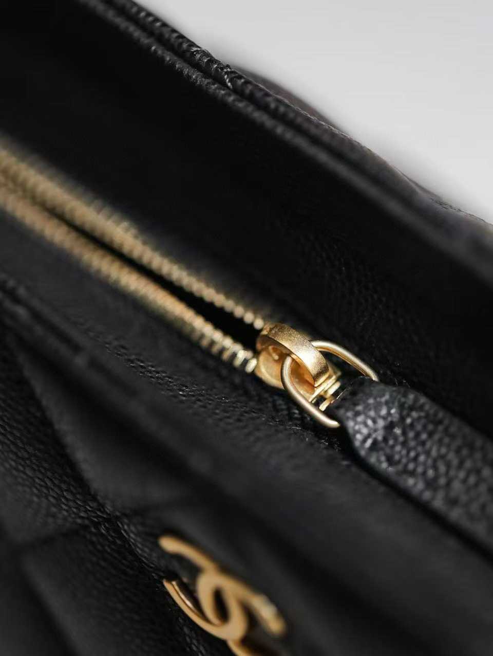 Chanel Washpack view 6