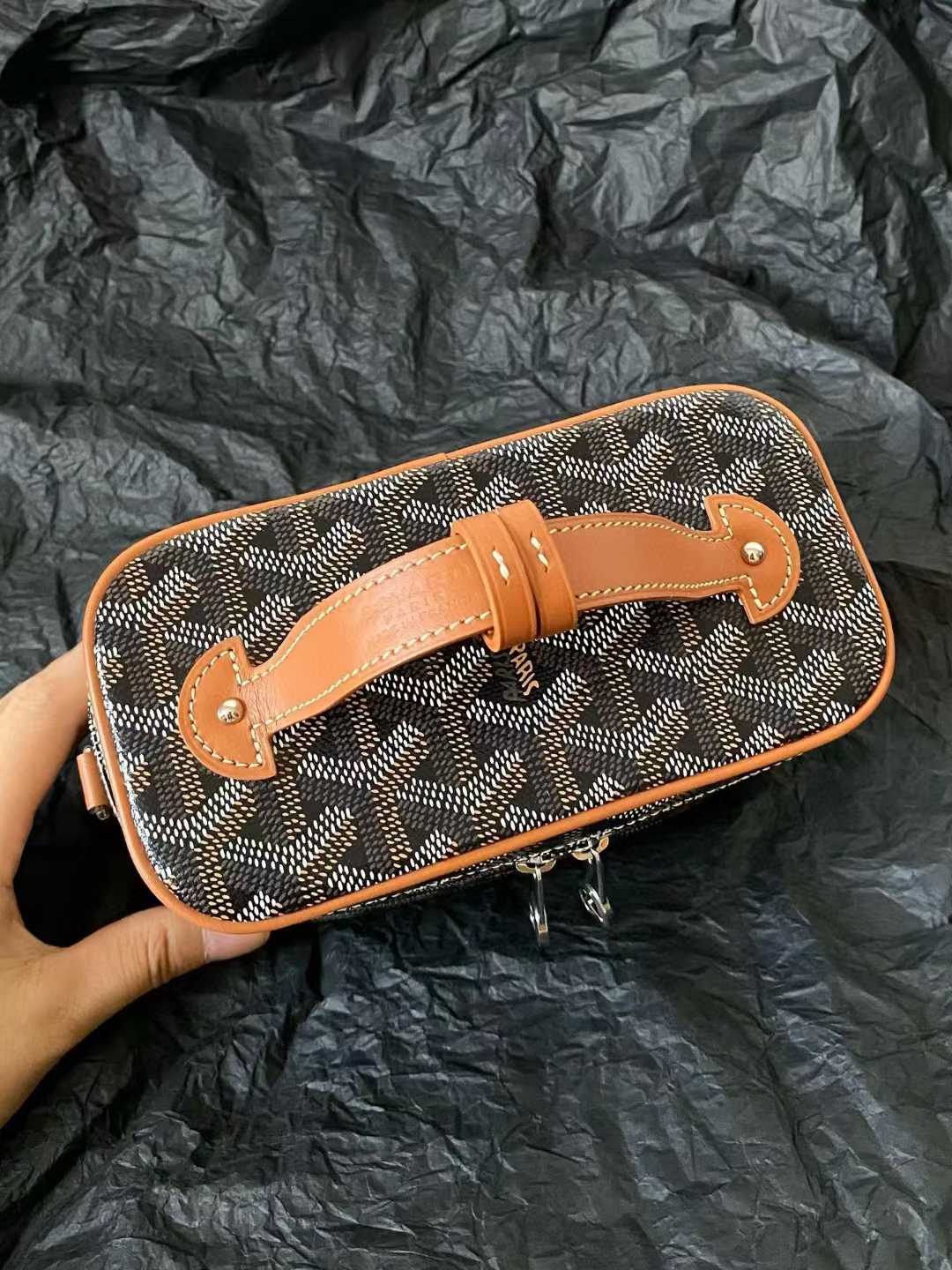 Goyard Muse Mini Vanity view 5