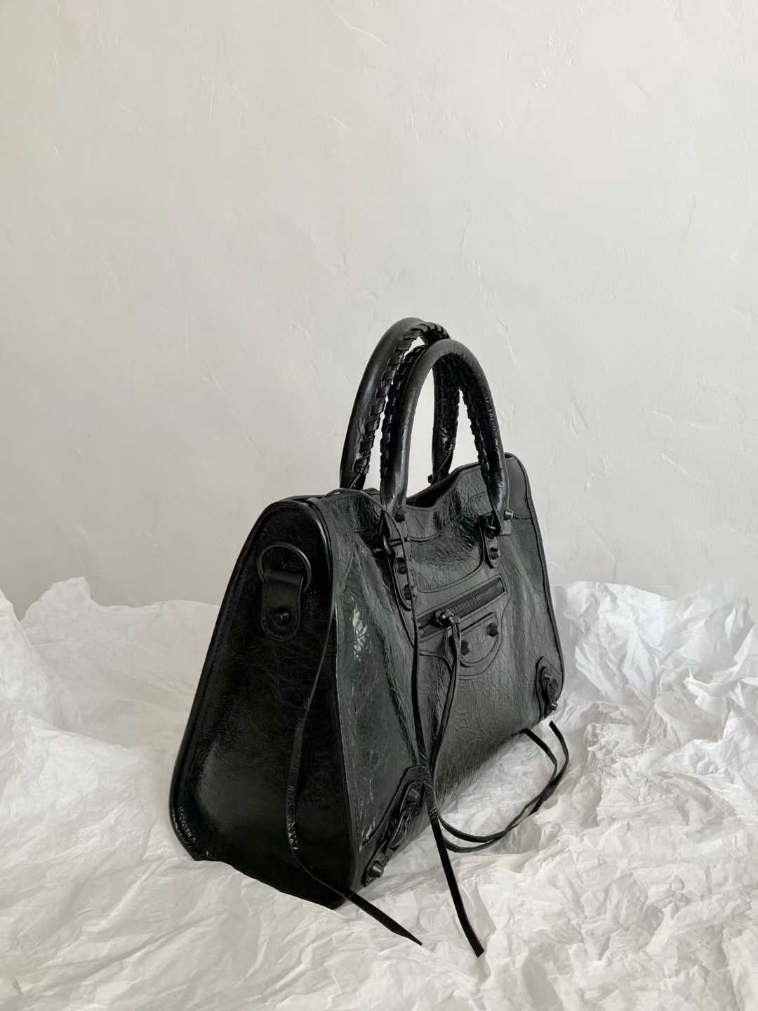Balenciaga Le City Bag view 3