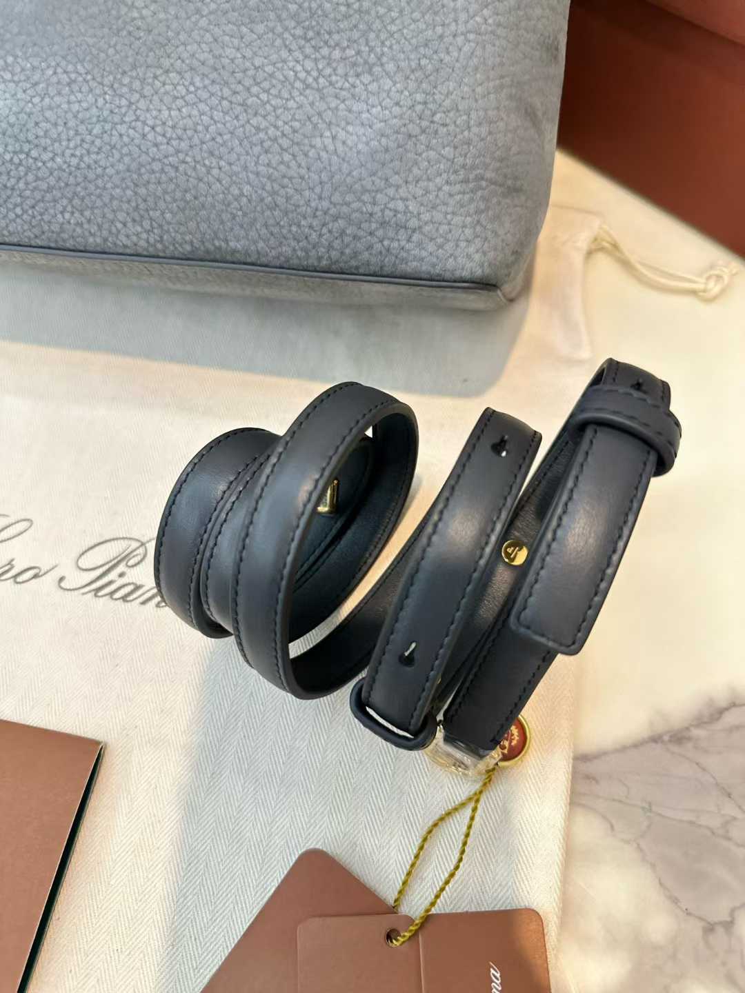 Loro Piana Extra Pocket L19 view 3