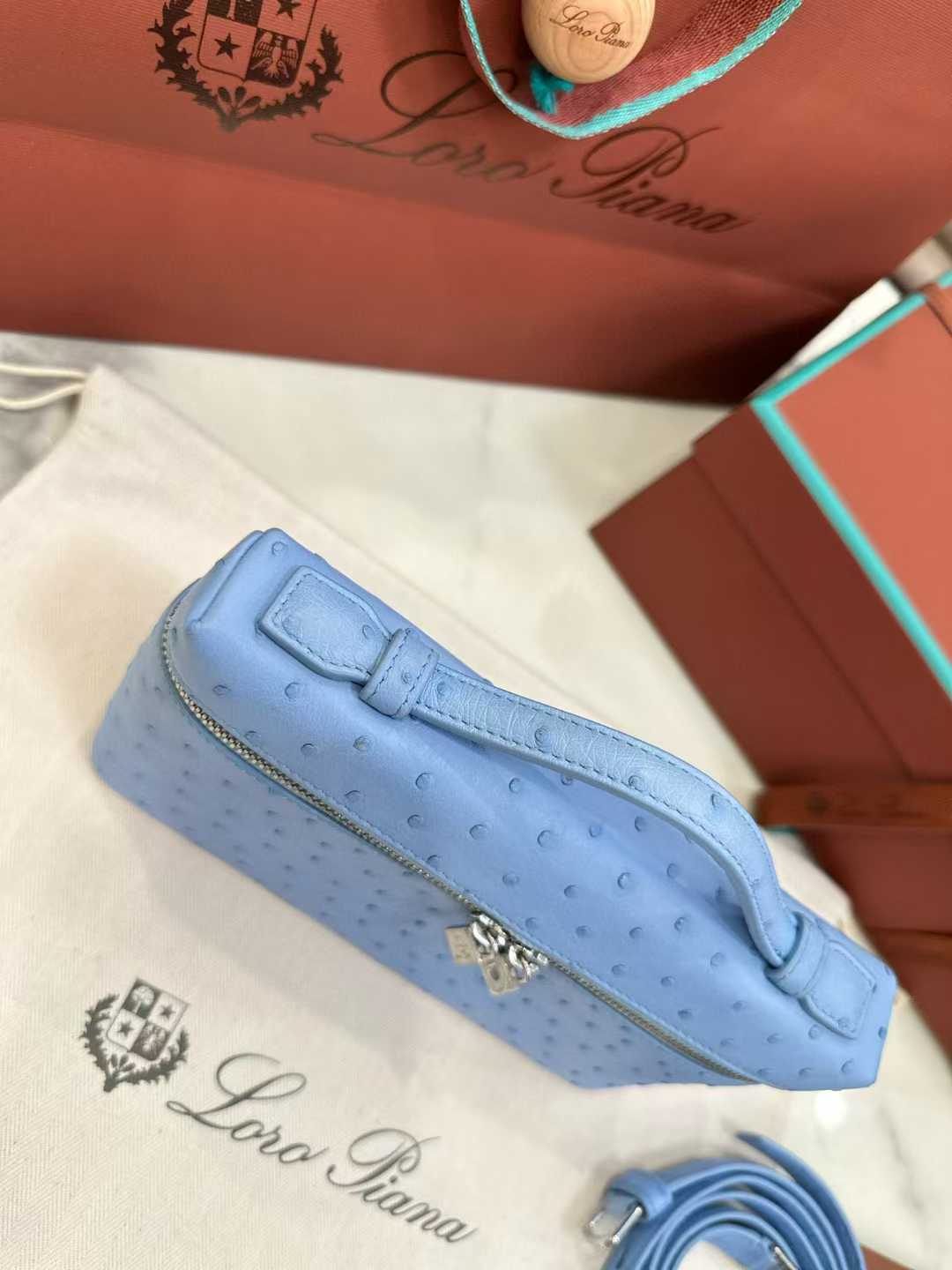 Loro Piana Extra Pocket L19 view 6