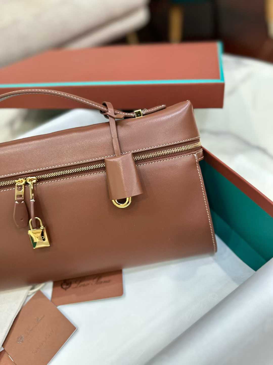 Loro Piana Extra Clutch L36 view 2