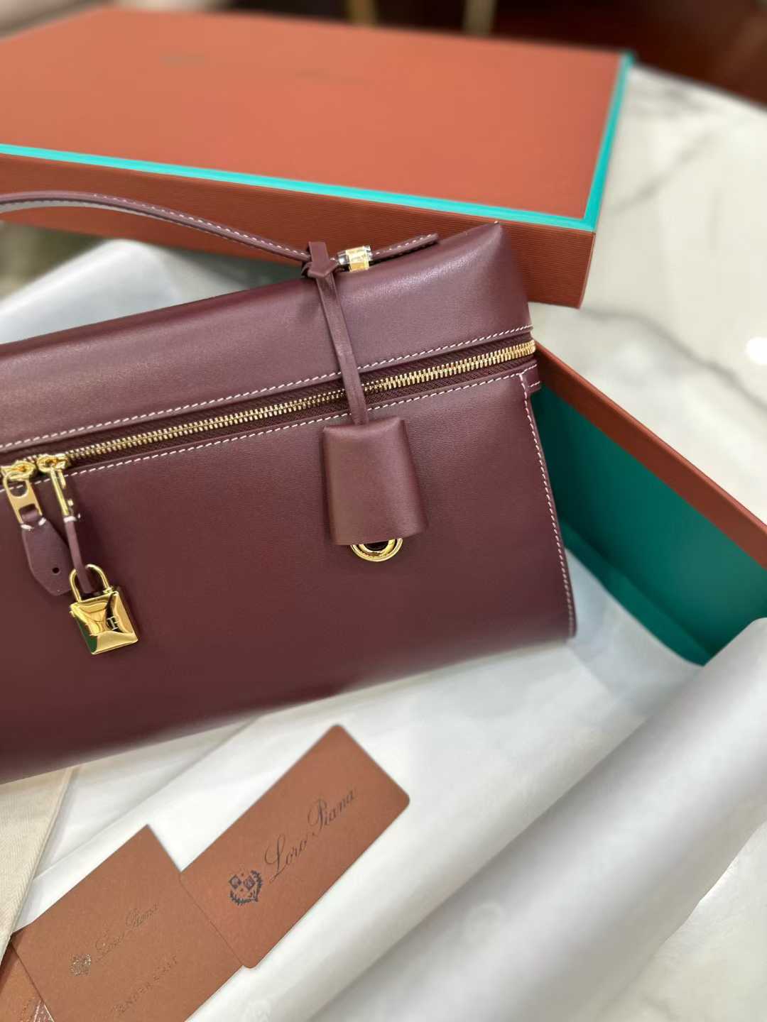 Loro Piana Extra Clutch L36 view 3