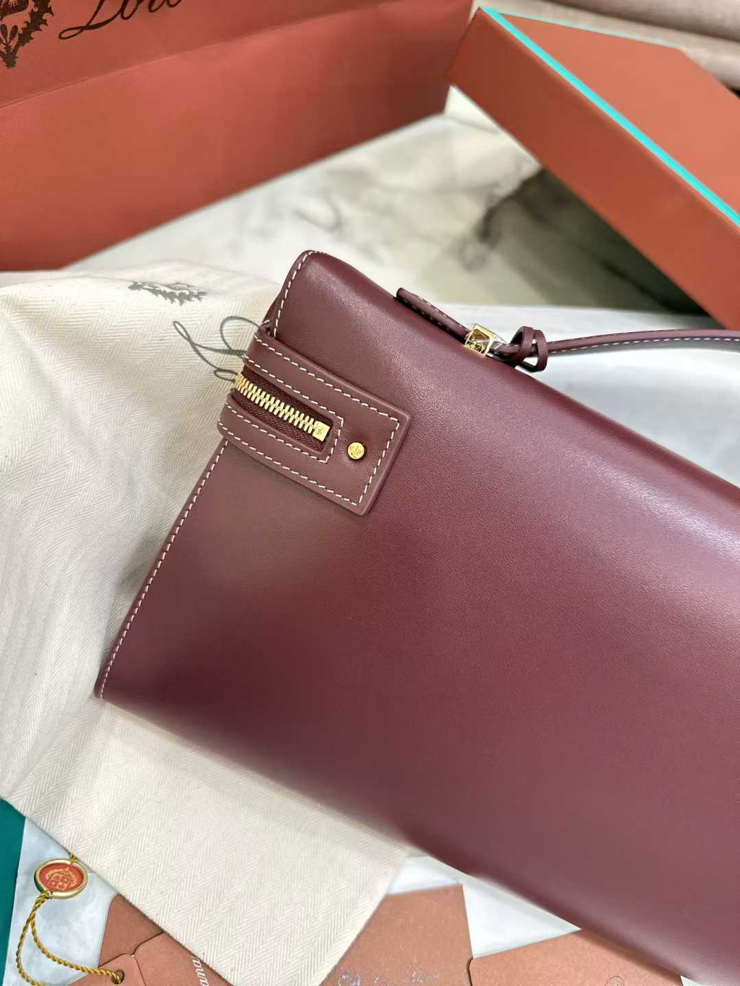 Loro Piana Extra Clutch L36 view 8