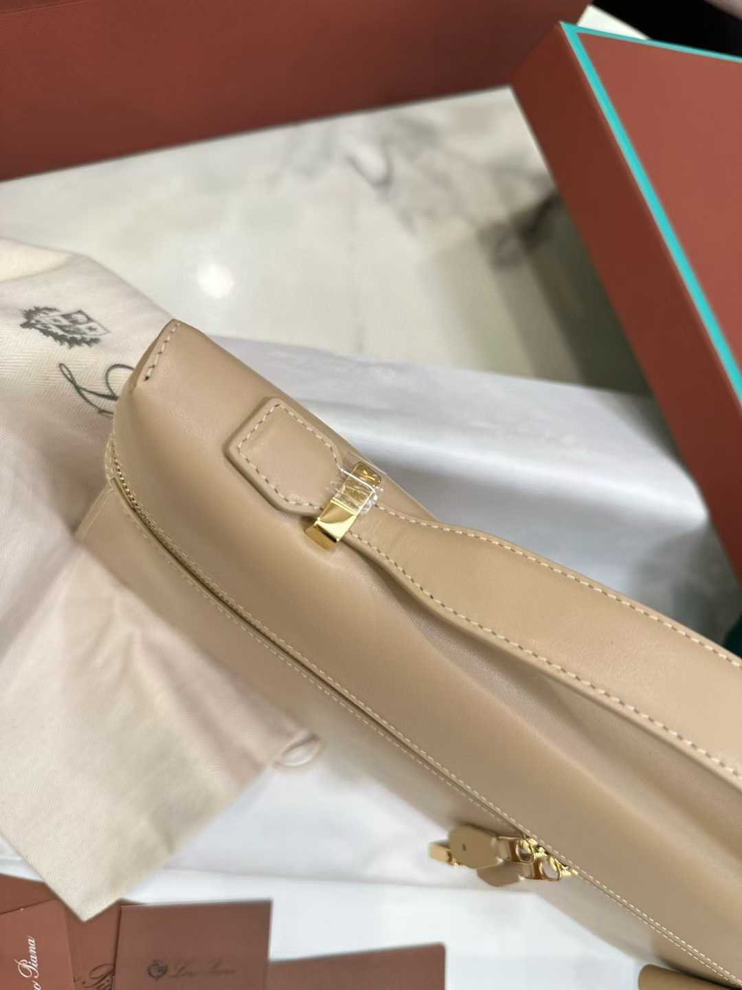 Loro Piana Extra Clutch L36 view 6
