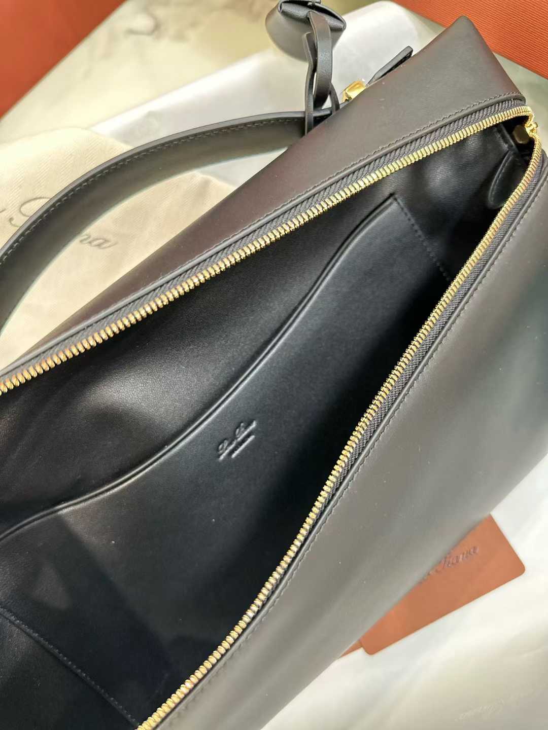 Loro Piana Extra Clutch L36 view 9