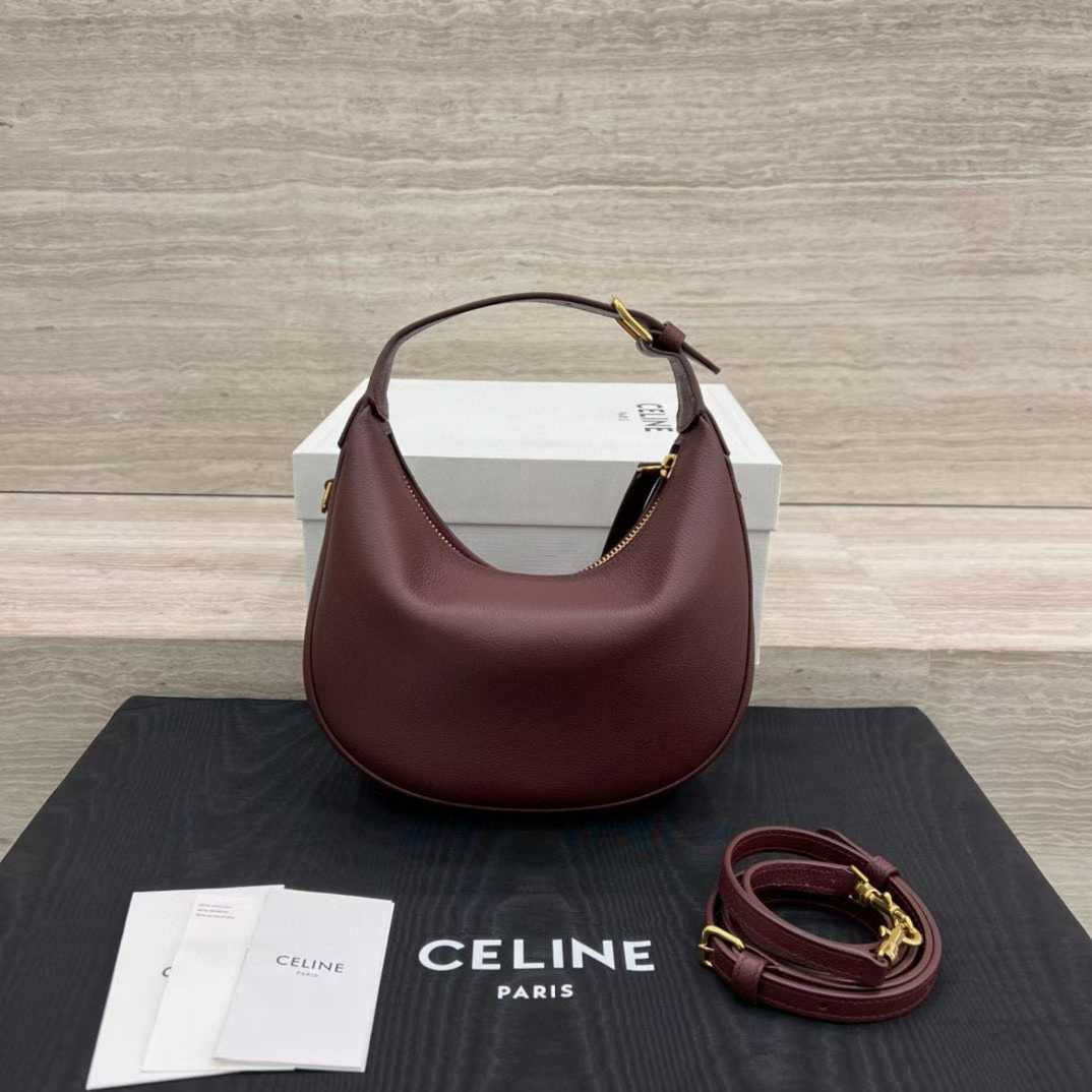 Celine Teen Lulu IN Grained calfskin view 2