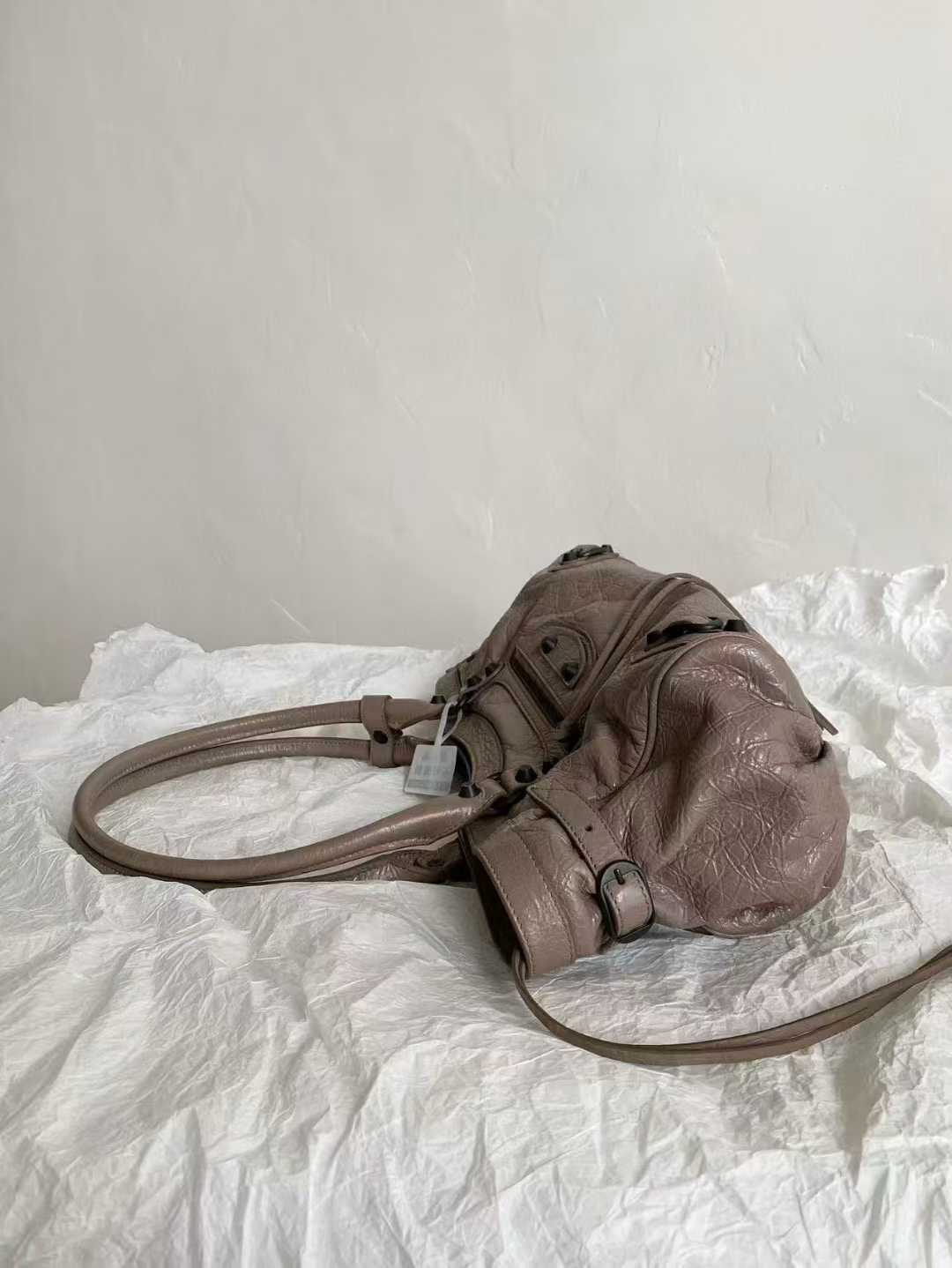 Balenciaga east west Bag of sticks view 3