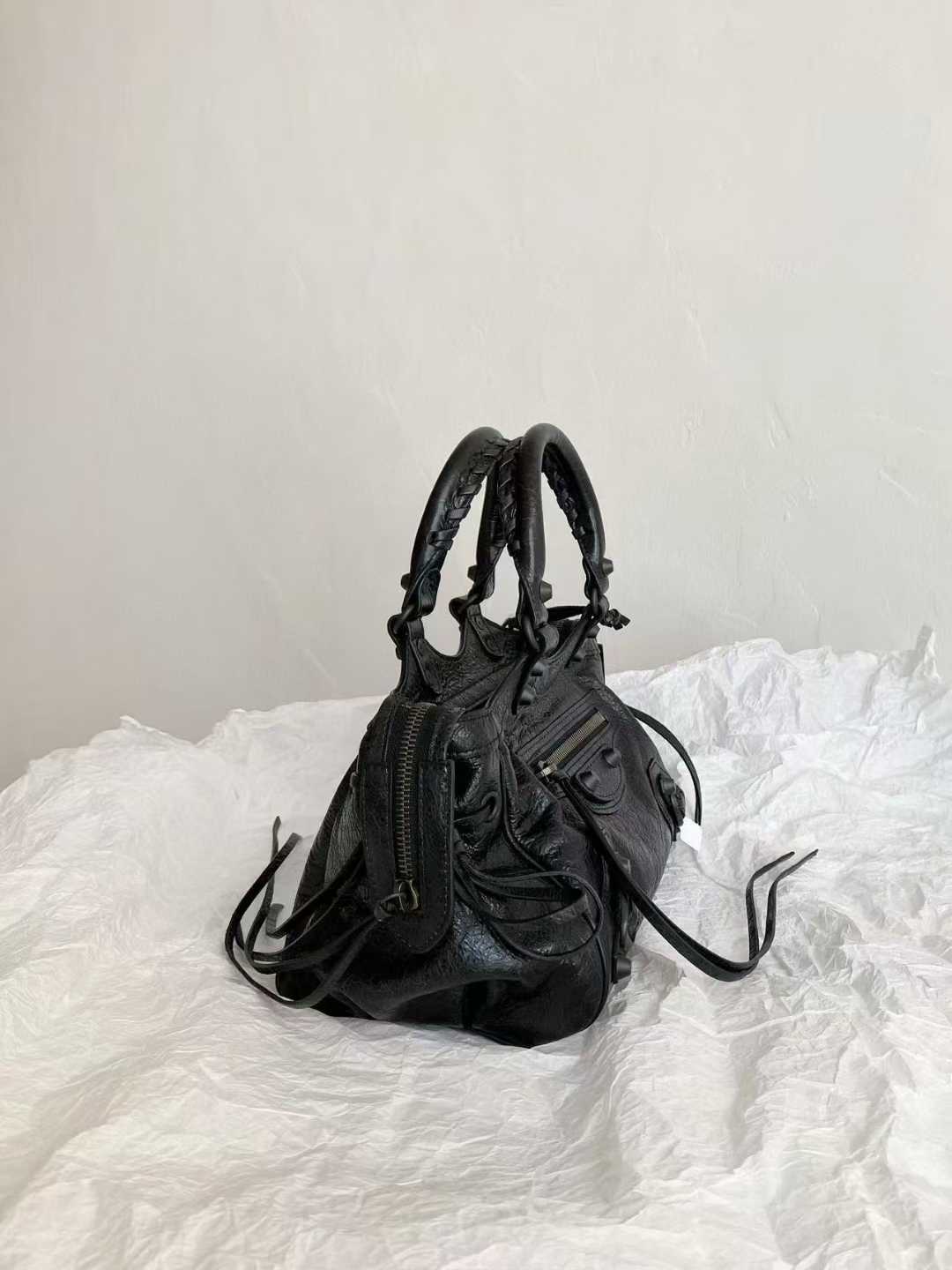 Balenciaga le city Bowling motorcycle bag view 3