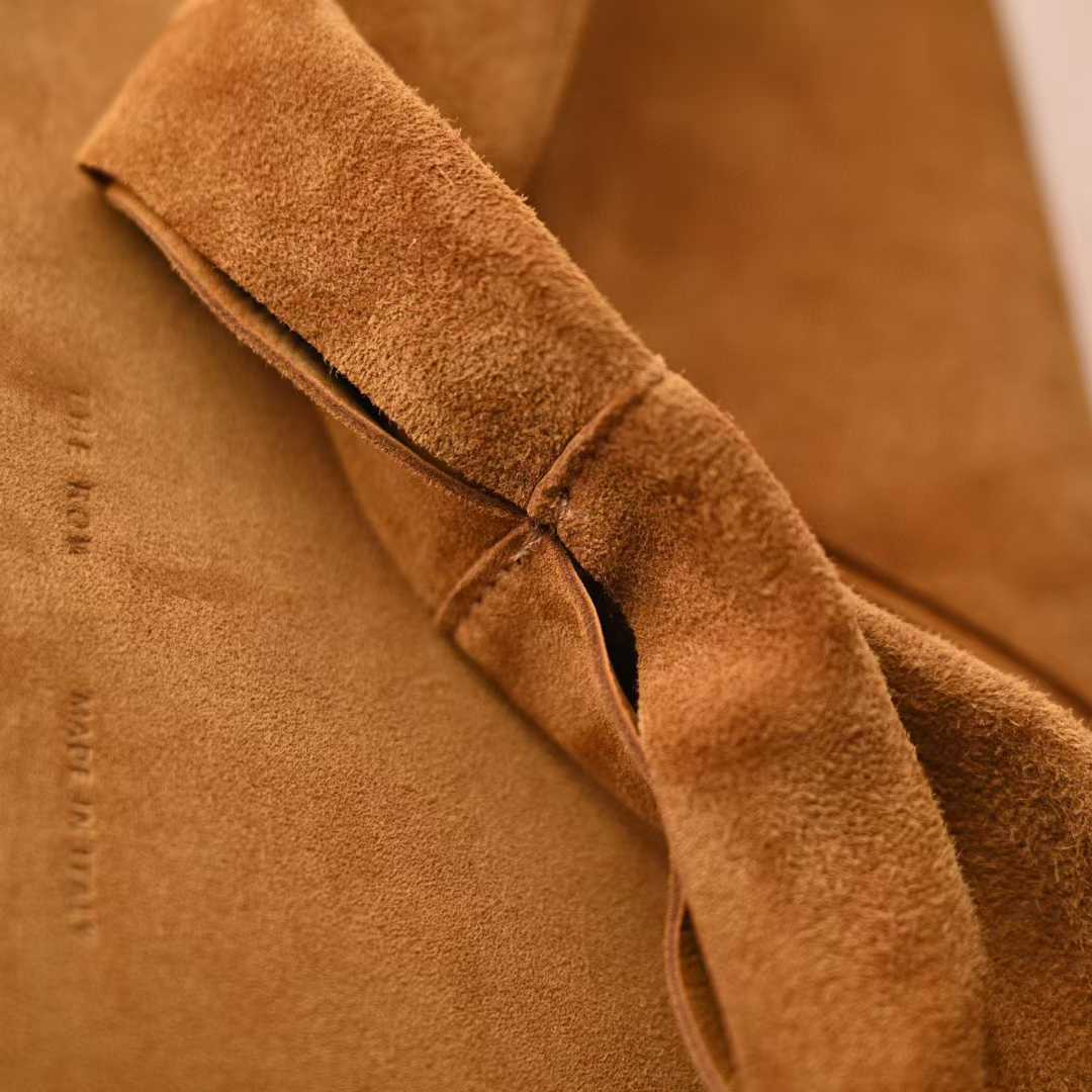 The Row Small Bindle Suede handbag view 4